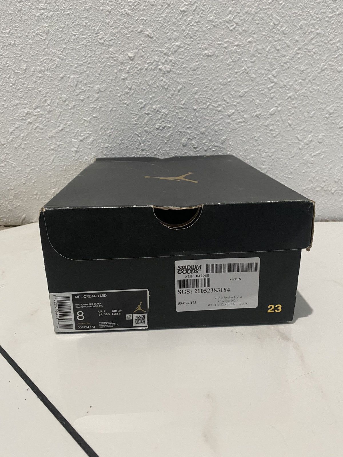 Jordan Brand × Nike Chicago Jordan 1 Mid 2022 Size US 8 / EU 41 - 7 Thumbnail