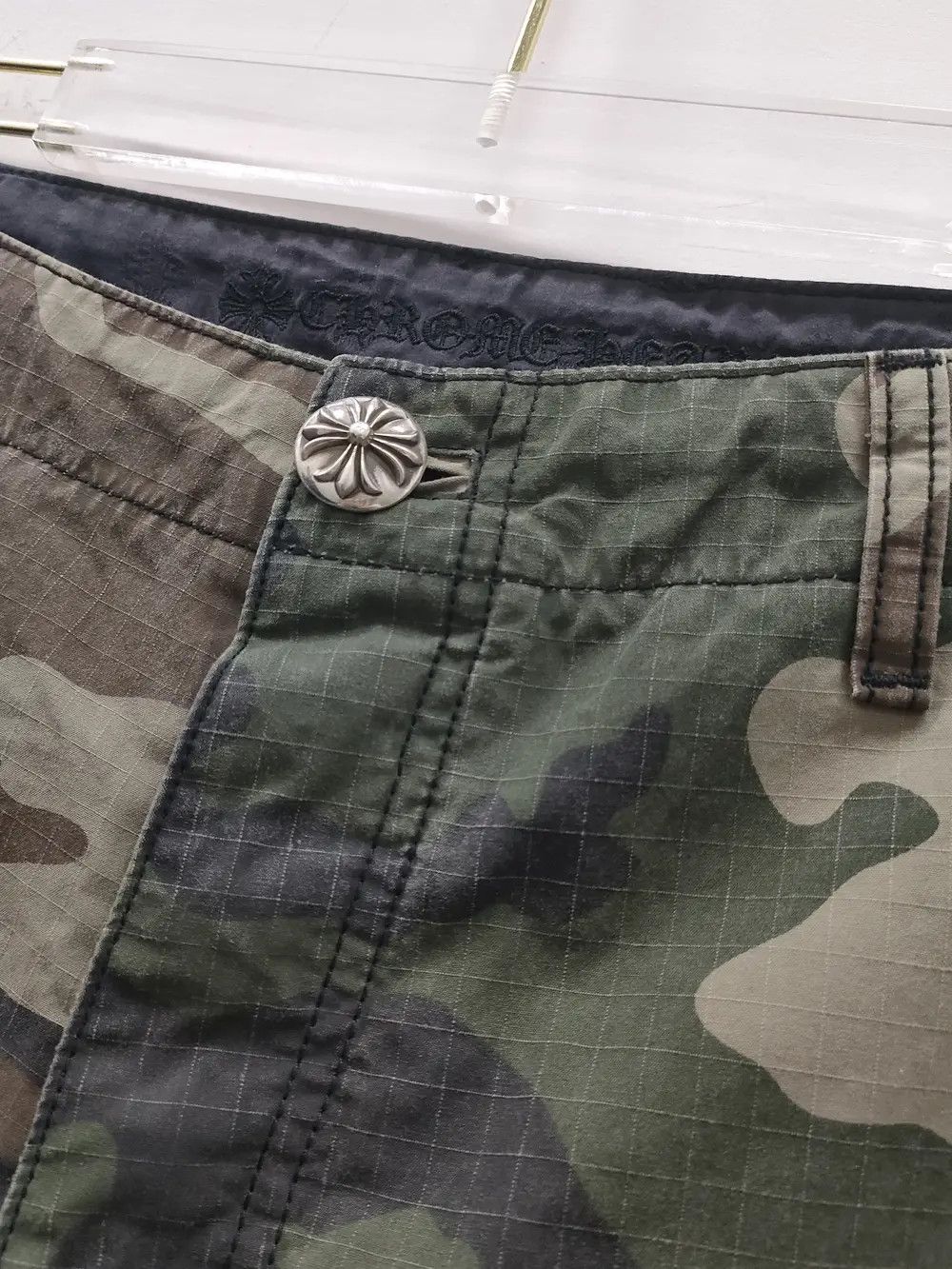 Chrome Hearts Chrome Hearts Camouflage Silver Button Cargo Pants Size US 32 / EU 48 - 3 Thumbnail