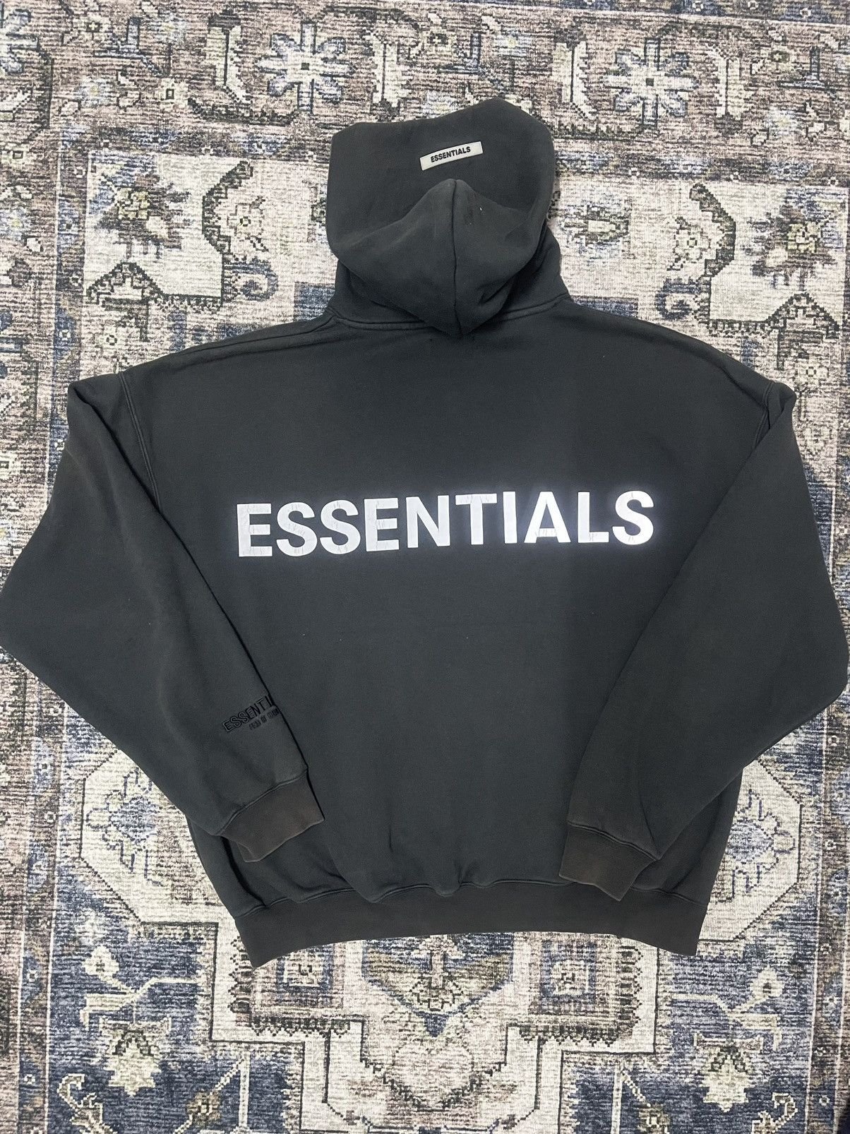 Essentials 🔥HOT🔥FEAR OF GOD FOG ESSENTIALS SPELLOUT VERY RARE Size US XL / EU 56 / 4 - 1 Thumbnail