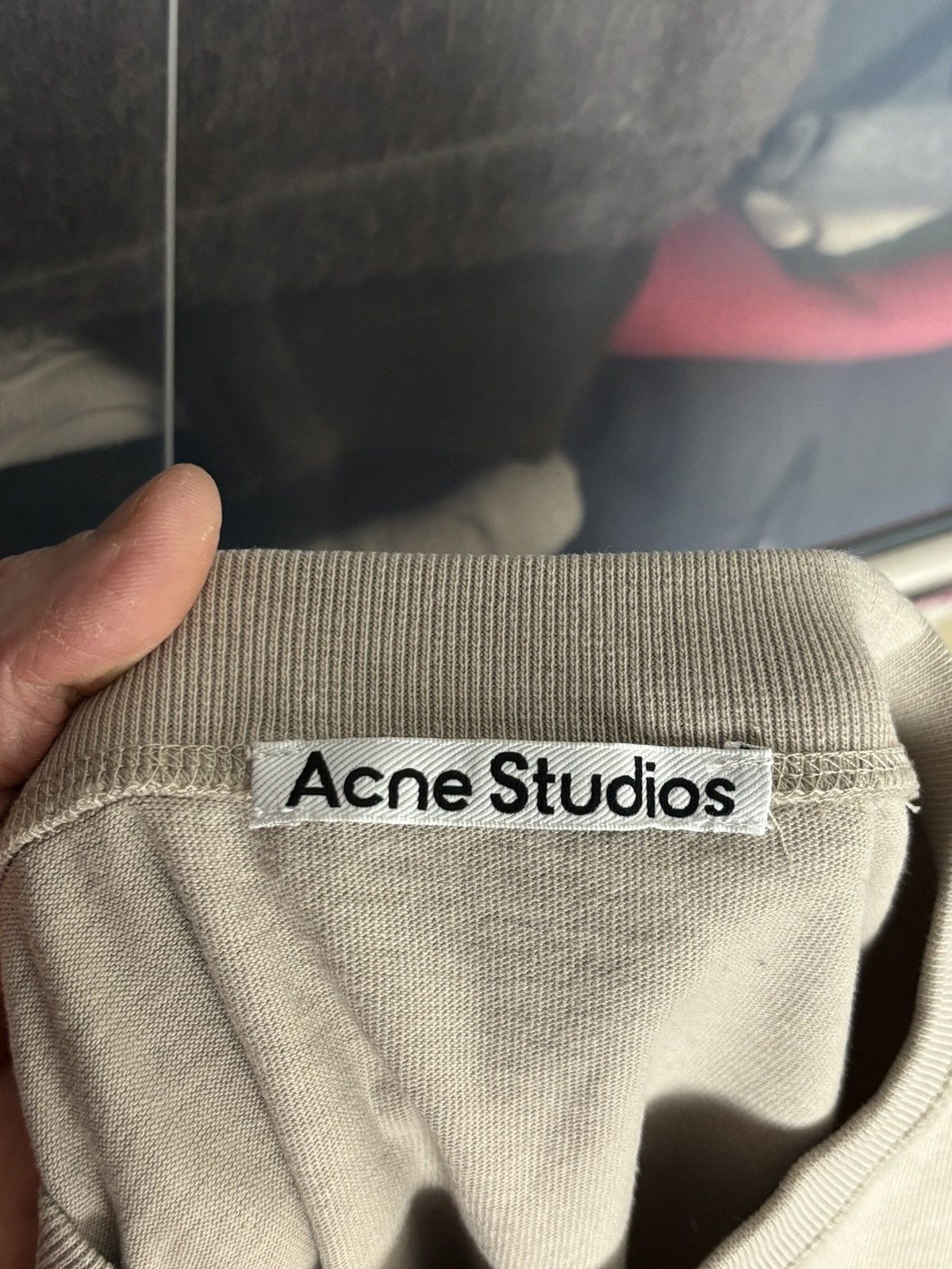 Acne Studios Acne Studios Oversized Boxy Center Logo Beige Tee Size US M / EU 48-50 / 2 - 6 Thumbnail