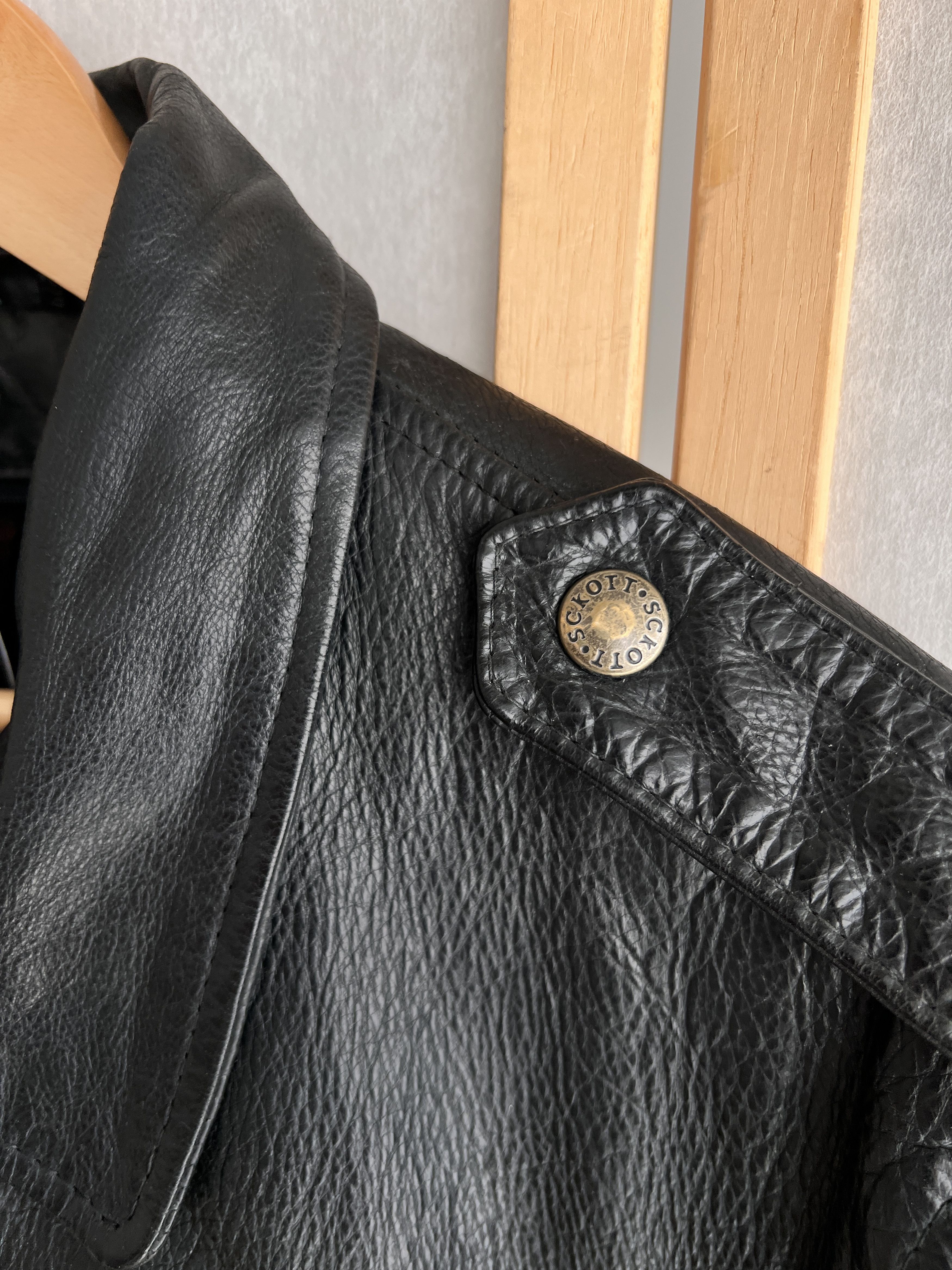 Diesel VTG Schott Avirex style leather bomber jacket US army flyer Size US M / EU 48-50 / 2 - 11 Thumbnail