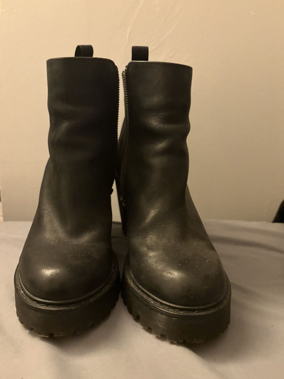 Dr Marten black Magdalena
