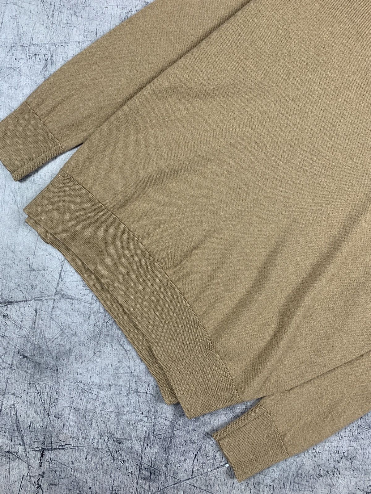 Cos Designer Cos Wool Sweater V-Neck Size M Luxury Basic Size US M / EU 48-50 / 2 - 3 Thumbnail