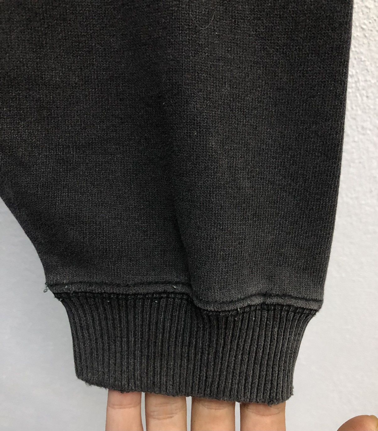 Gildan Photo peter melbinger Les Hummes De Fer Imperial Sweatshirt Size US L / EU 52-54 / 3 - 7 Thumbnail