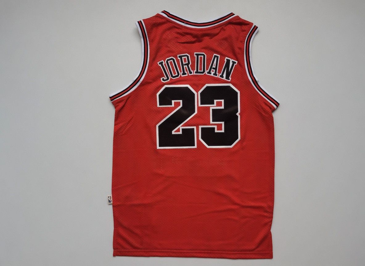 NBA Maglia NBA Jordan 23 Bulls '98 Finals - L Size US L / EU 52-54 / 3 - 3 Thumbnail