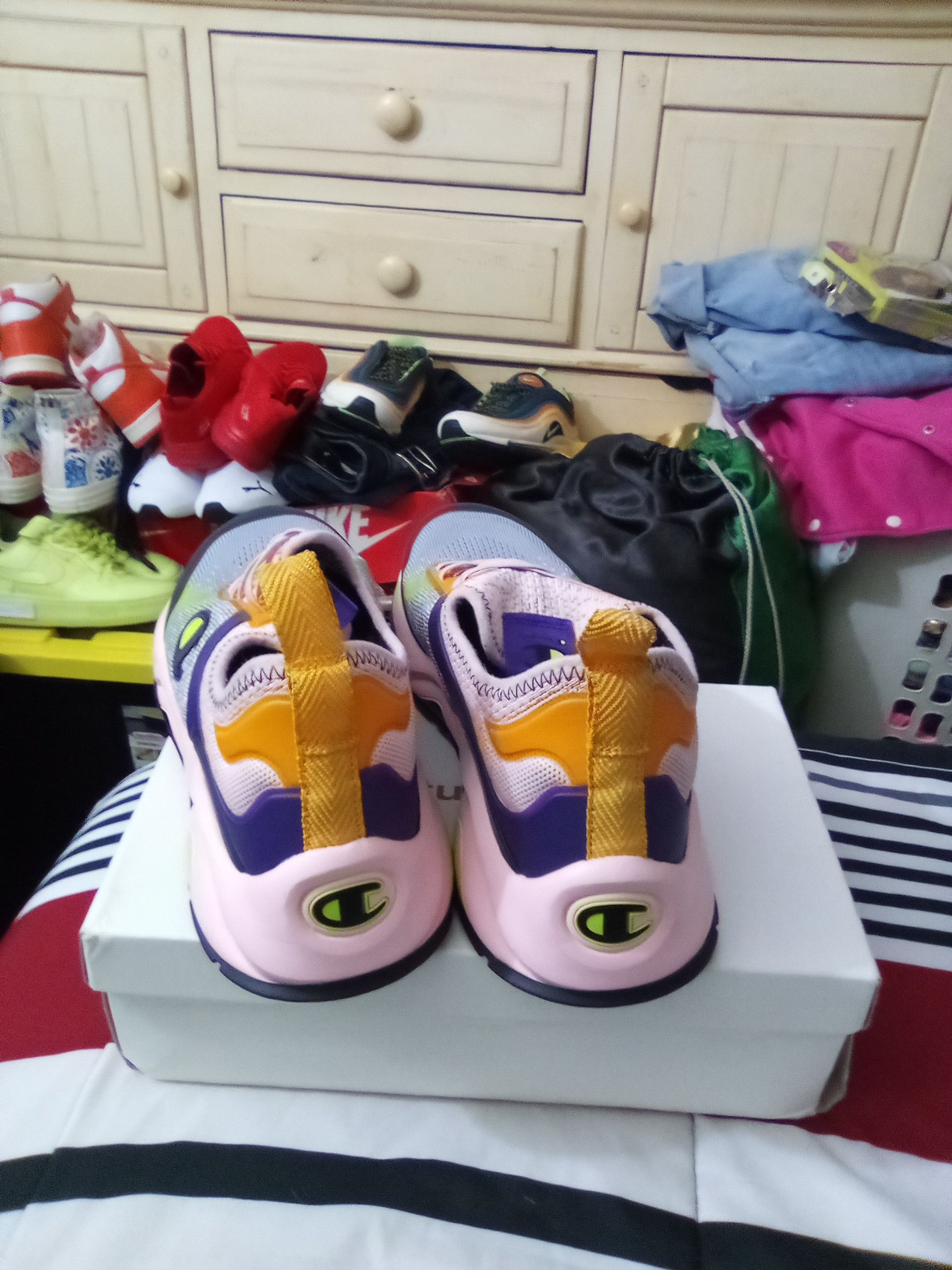 Champion Champion shoes Size US 11 / EU 44 - 3 Thumbnail