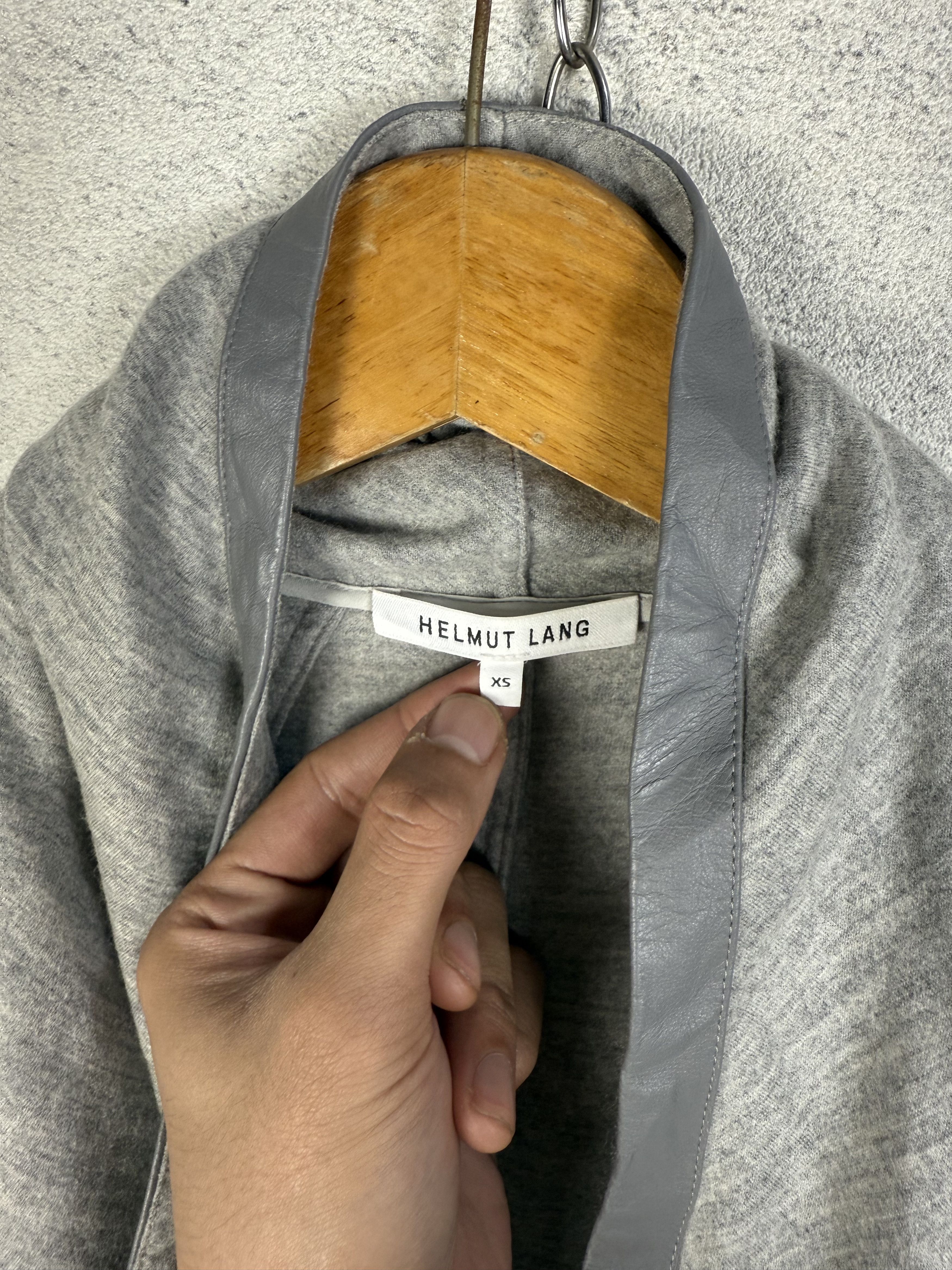 Helmut Lang Helmut Lang Asymmetric Wool Wrap Cardigan Size XS / US 0-2 / IT 36-38 - 7 Thumbnail