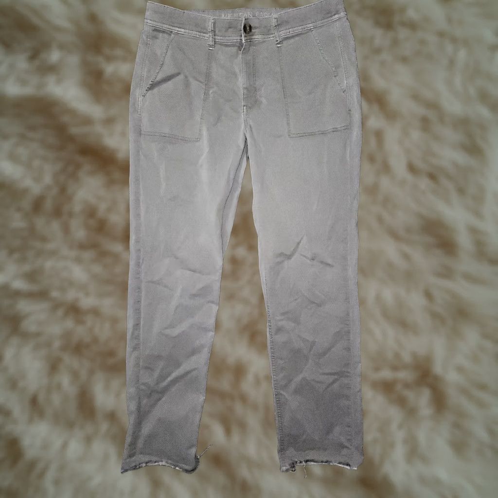 American Eagle Outfitters VINTAGE American Eagle Cropped Pant Women's 12 XL Gray Chino Mid Rise Frayed Hem Size 34" / US 12 / IT 48 - 1 Thumbnail