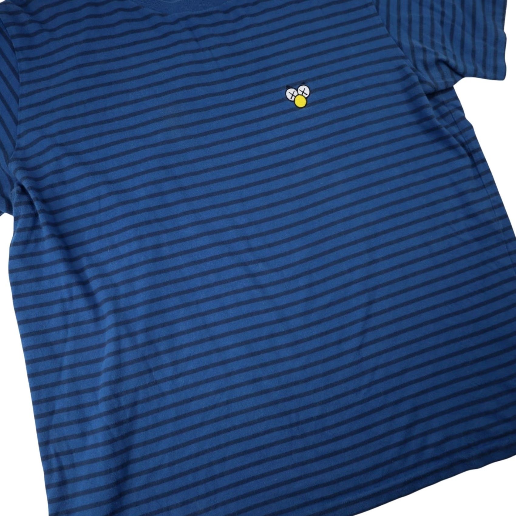 Uniqlo Uniqlo x Kaws Elmo Stripe T Shirt Blue XL Mens Reg Size Size US XL / EU 56 / 4 - 3 Thumbnail