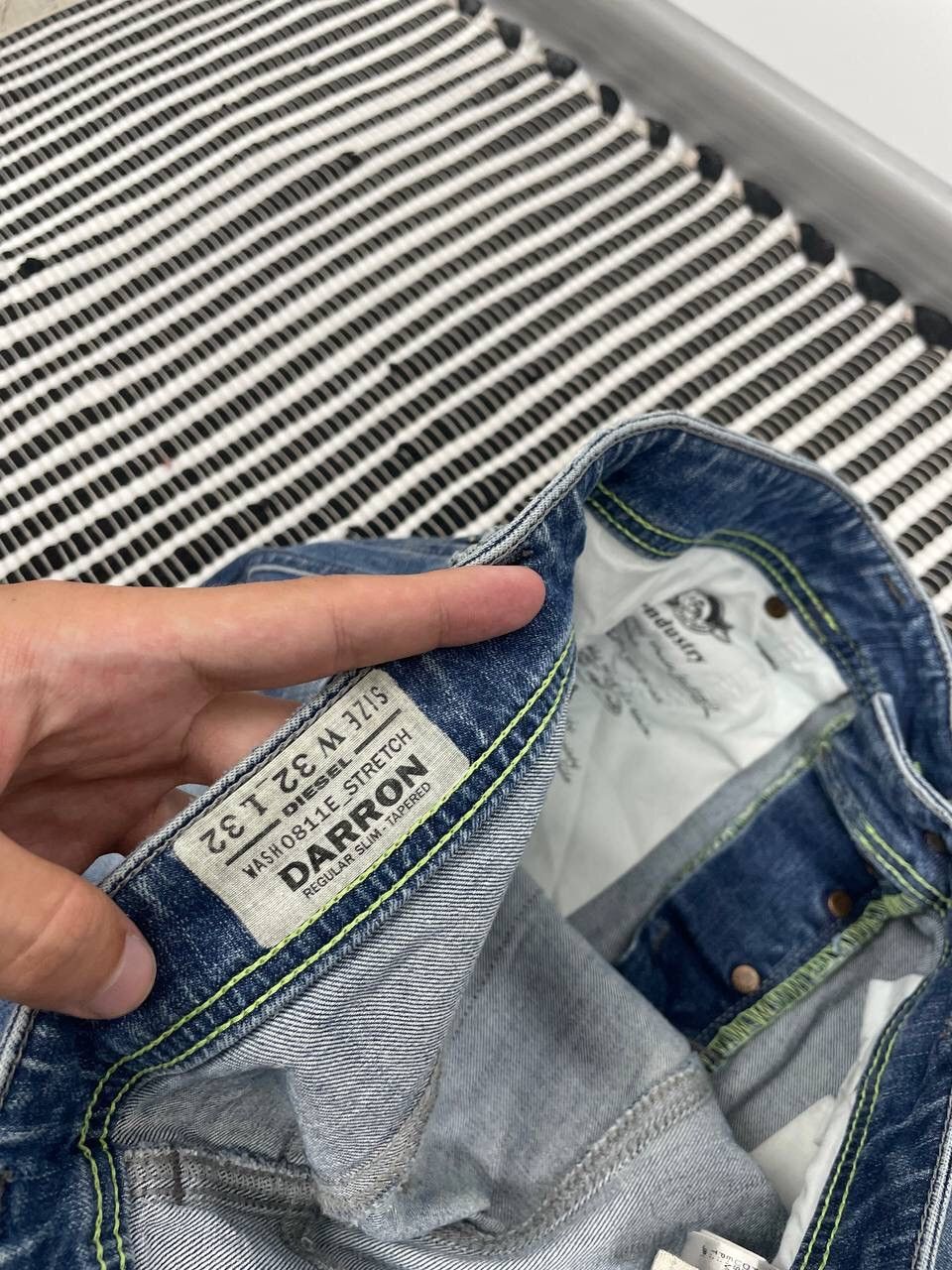 Diesel Vintage Diesel Darron Regular Slim Denim Jeans Y2K Size US 32 / EU 48 - 10 Thumbnail