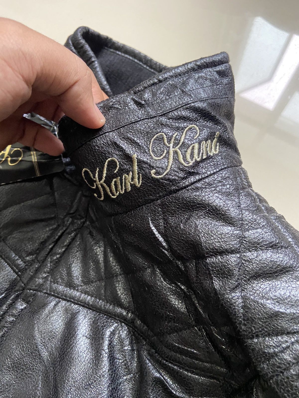 Karl Kani Vintage Karl Kani Golden King Of Black Quilted Riders Jacket Size US S / EU 44-46 / 1 - 7 Thumbnail