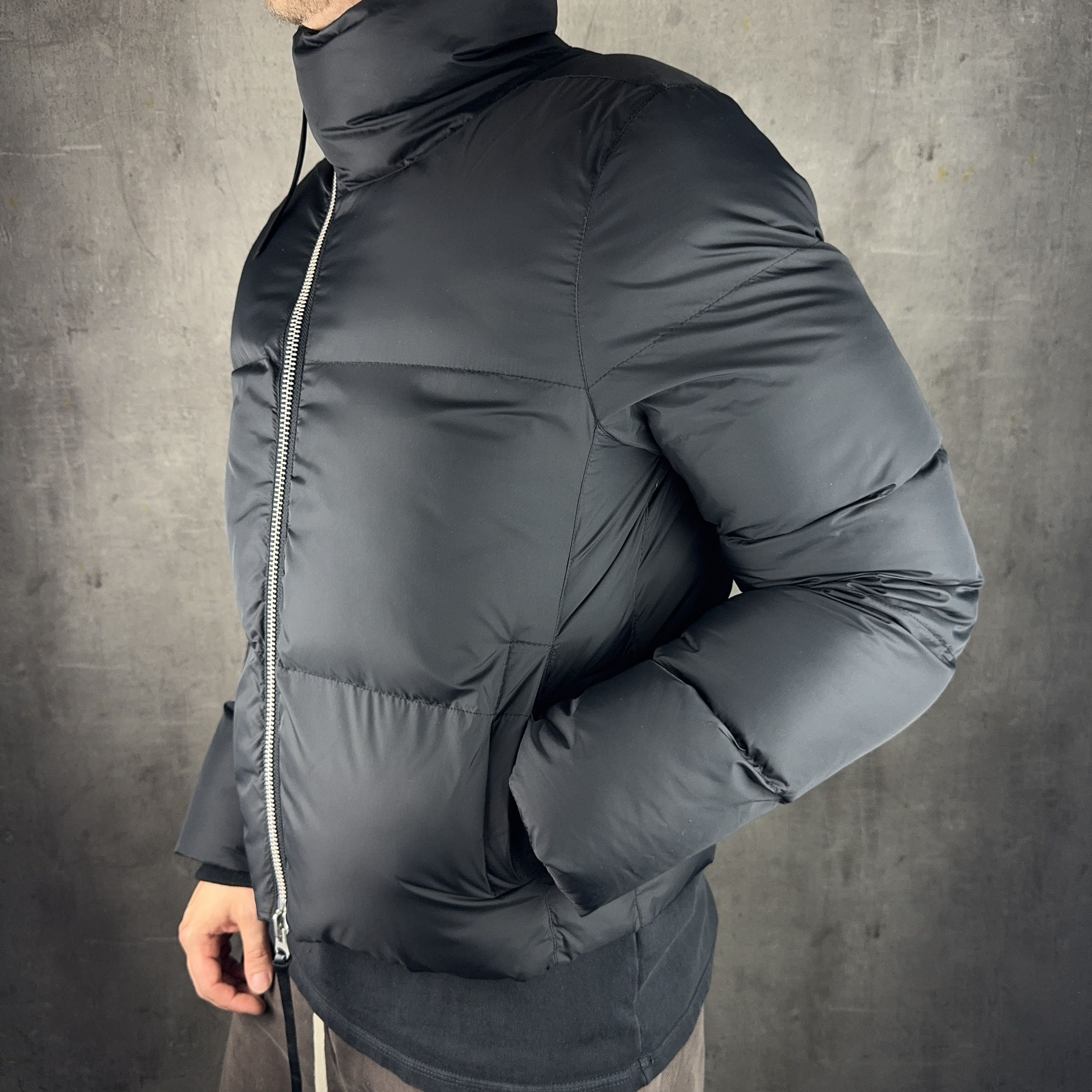 Thom Krom THOM KROM Asymmetrical Zip Quilted Puffer Jacket Size US L / EU 52-54 / 3 - 3 Thumbnail