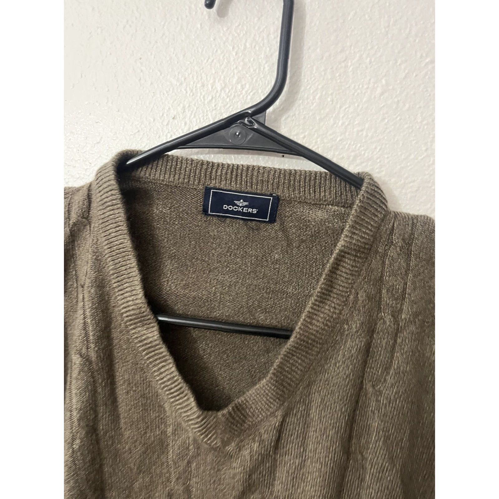 Dockers DOCKERS Mens Sweater V Neck Brown Solid 2XL Acrylic Blend Geometric Knit Pullover Long Sleeve Classic Mens Size US XXL / EU 58 / 5 - 3 Thumbnail