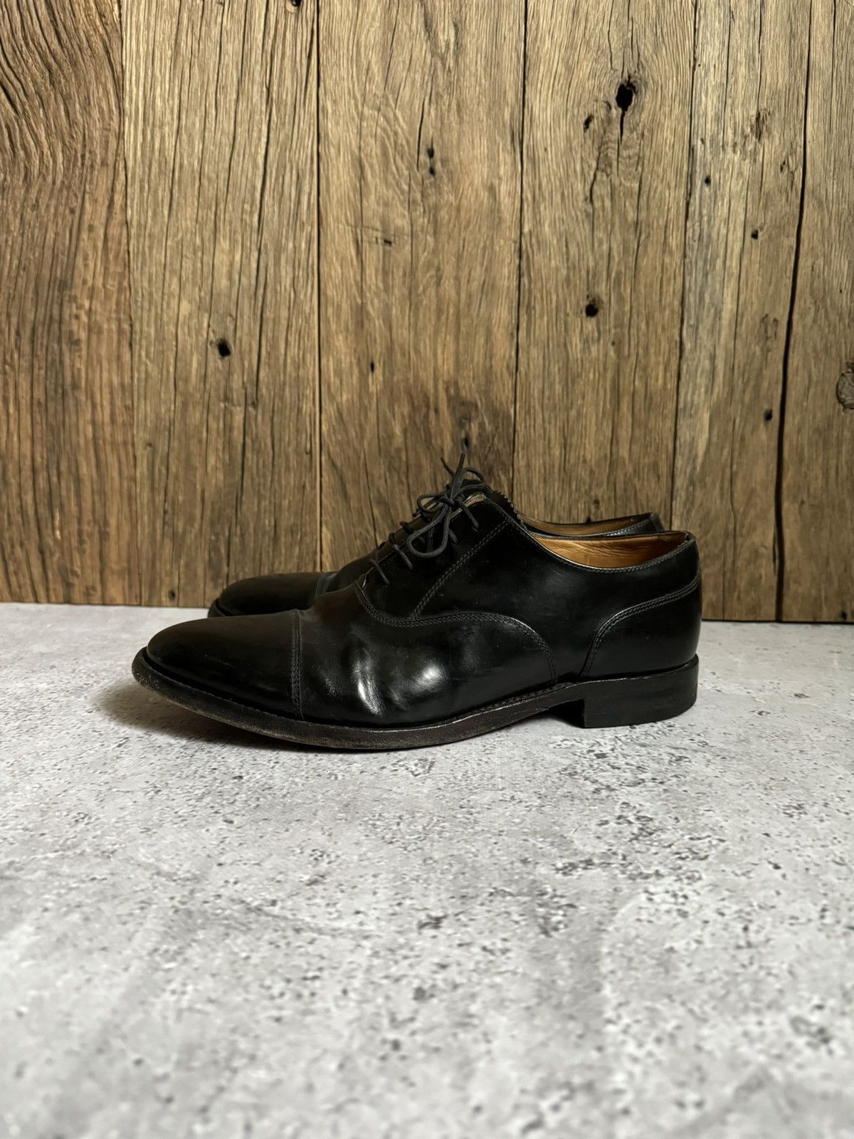 Loake Loake 200B Oxford Cap Toe Smart Shoes Size US 9 / EU 42 - 2 Thumbnail