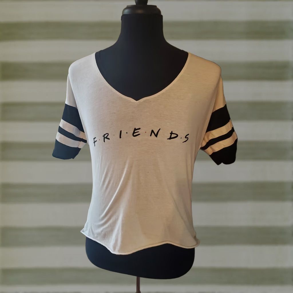 Logo 7 Friends TV Show Logo Ringer Crop Top T Shirt Size Medium Women Size M / US 6-8 / IT 42-44 - 1 Thumbnail