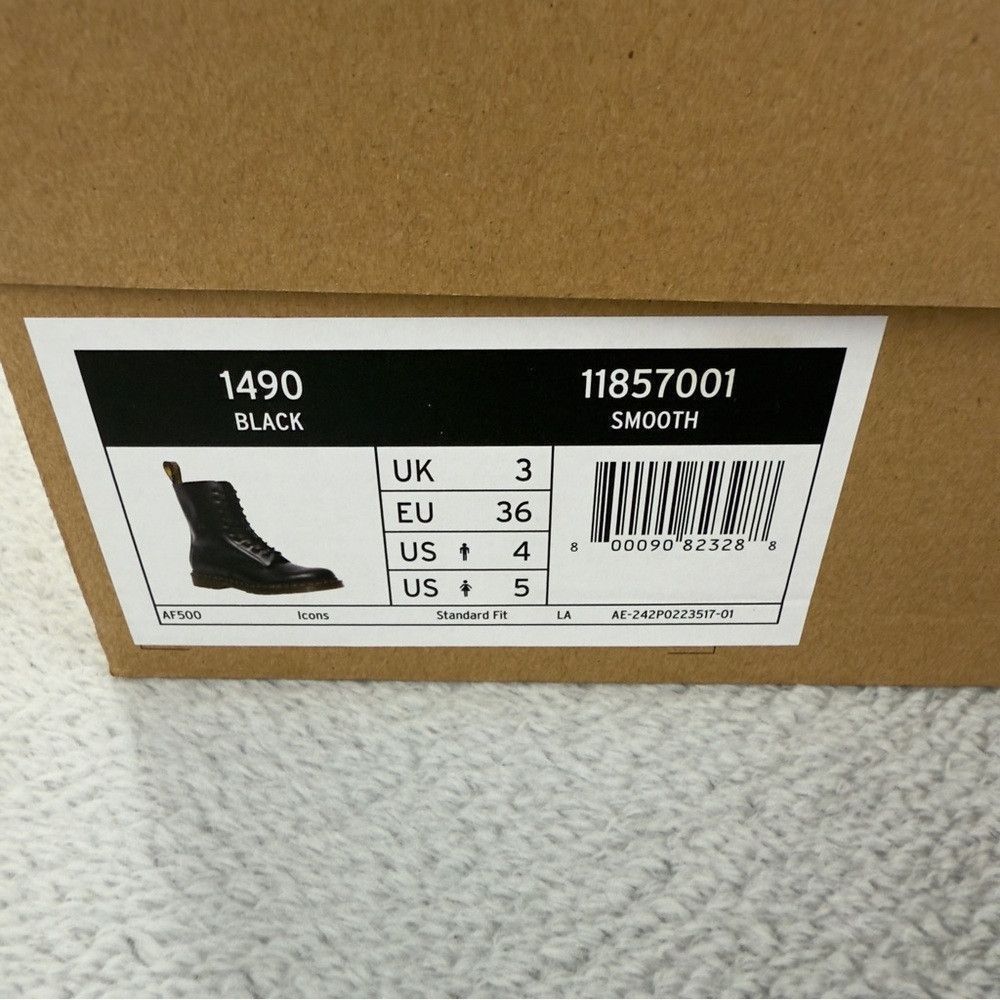 Dr. Martens Dr Martens NWT 1490 Bex Smooth Leather Boots Sz 4 Men's/5 W Size US 5 / IT 35 - 2 Thumbnail