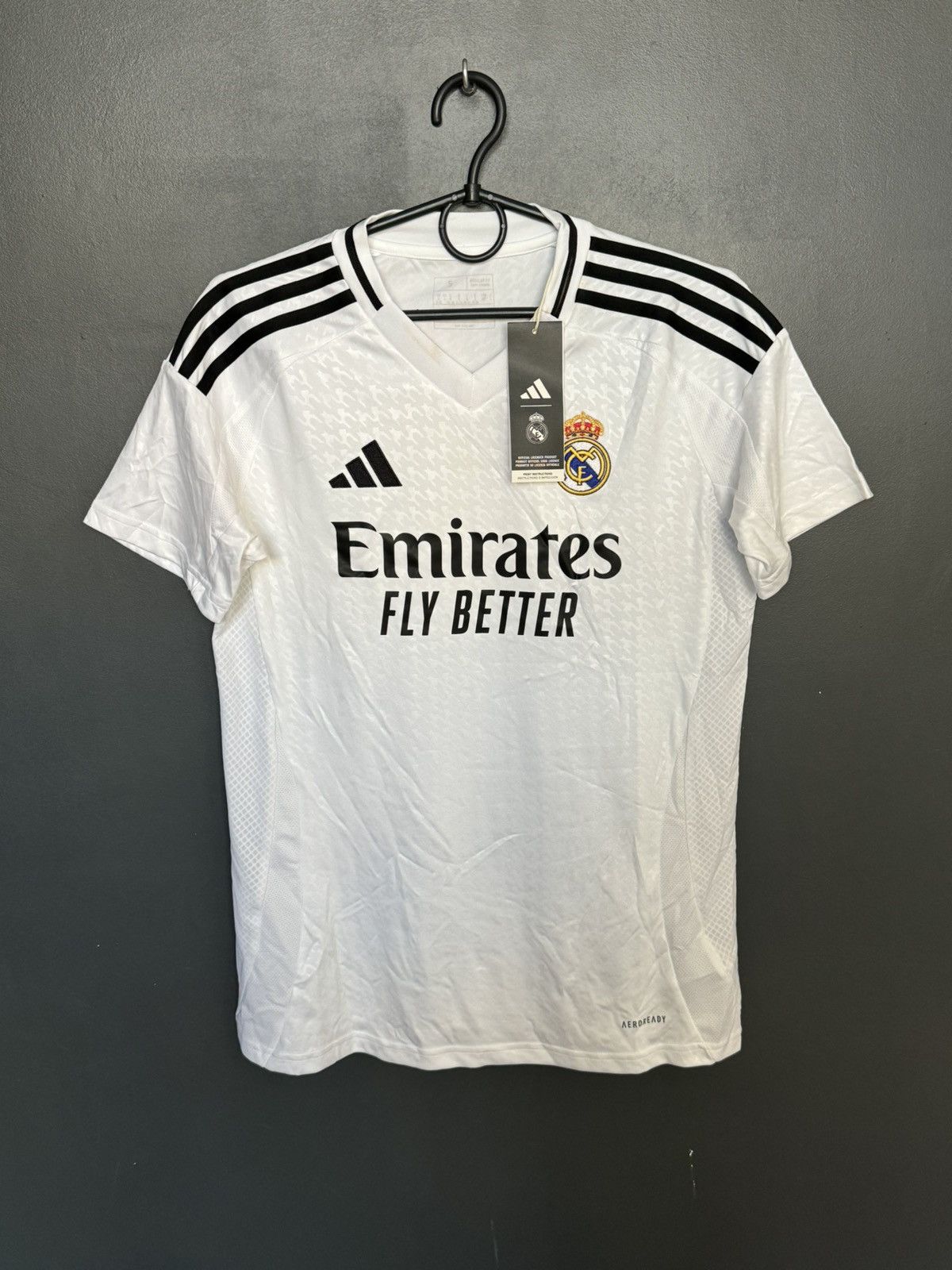Adidas New Real Madrid 24/25 Home Football Jersey T-Shirt Size S / US 4 / IT 40 - 1 Thumbnail