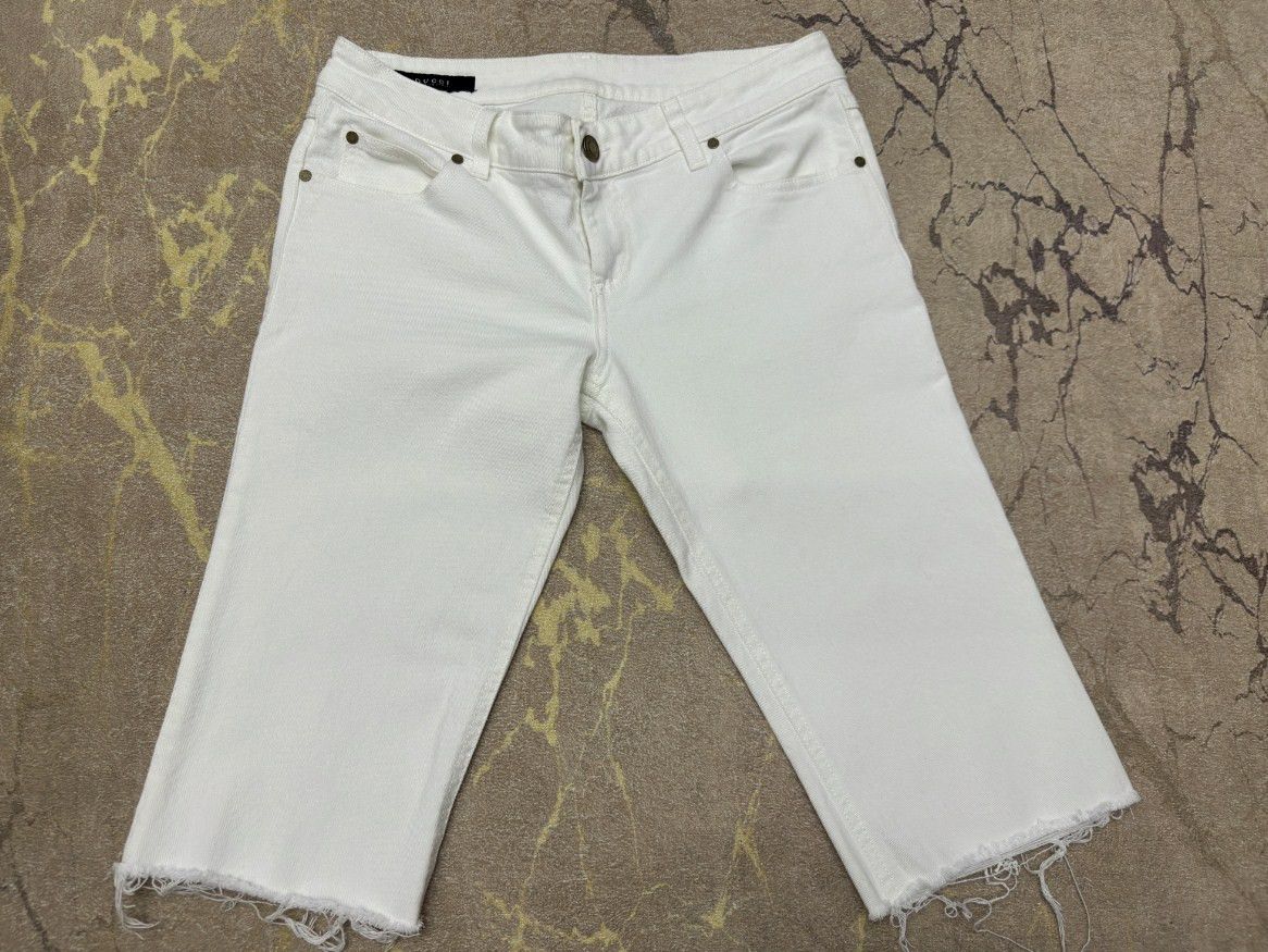 Gucci Luxury Gucci Denim Short Pants Bermudas Size 44 IT 31 32 in Size US 28 / EU 44 - 5 Thumbnail