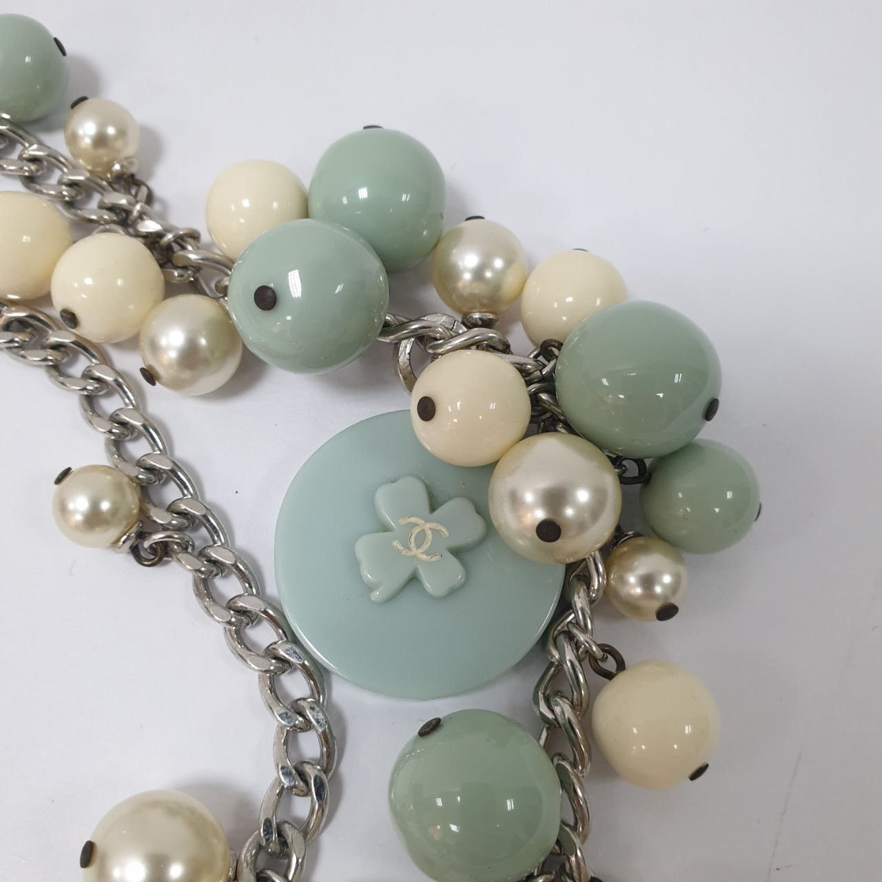 Chanel Chanel pastel jewelry set of necklace and bracelet Size ONE SIZE - 12 Thumbnail