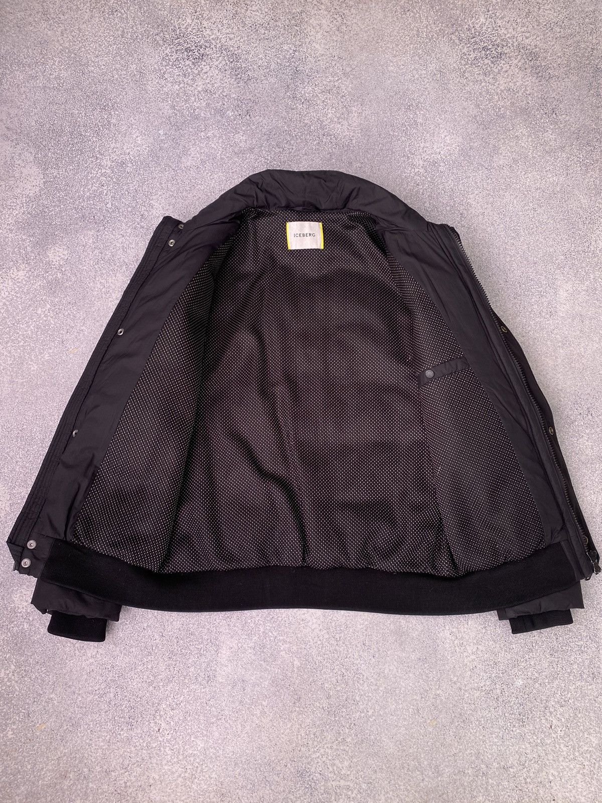 Iceberg × Vintage Vintage Iceberg Black Puffer Jacket Size US M / EU 48-50 / 2 - 8 Thumbnail