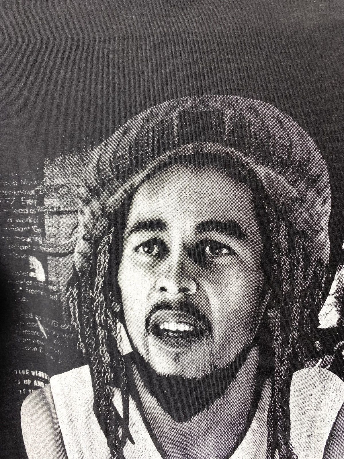 Bob Marley Rare! Vintage 1990’s Bob Marley Big Print Faded T Shirt Size US M / EU 48-50 / 2 - 8 Thumbnail