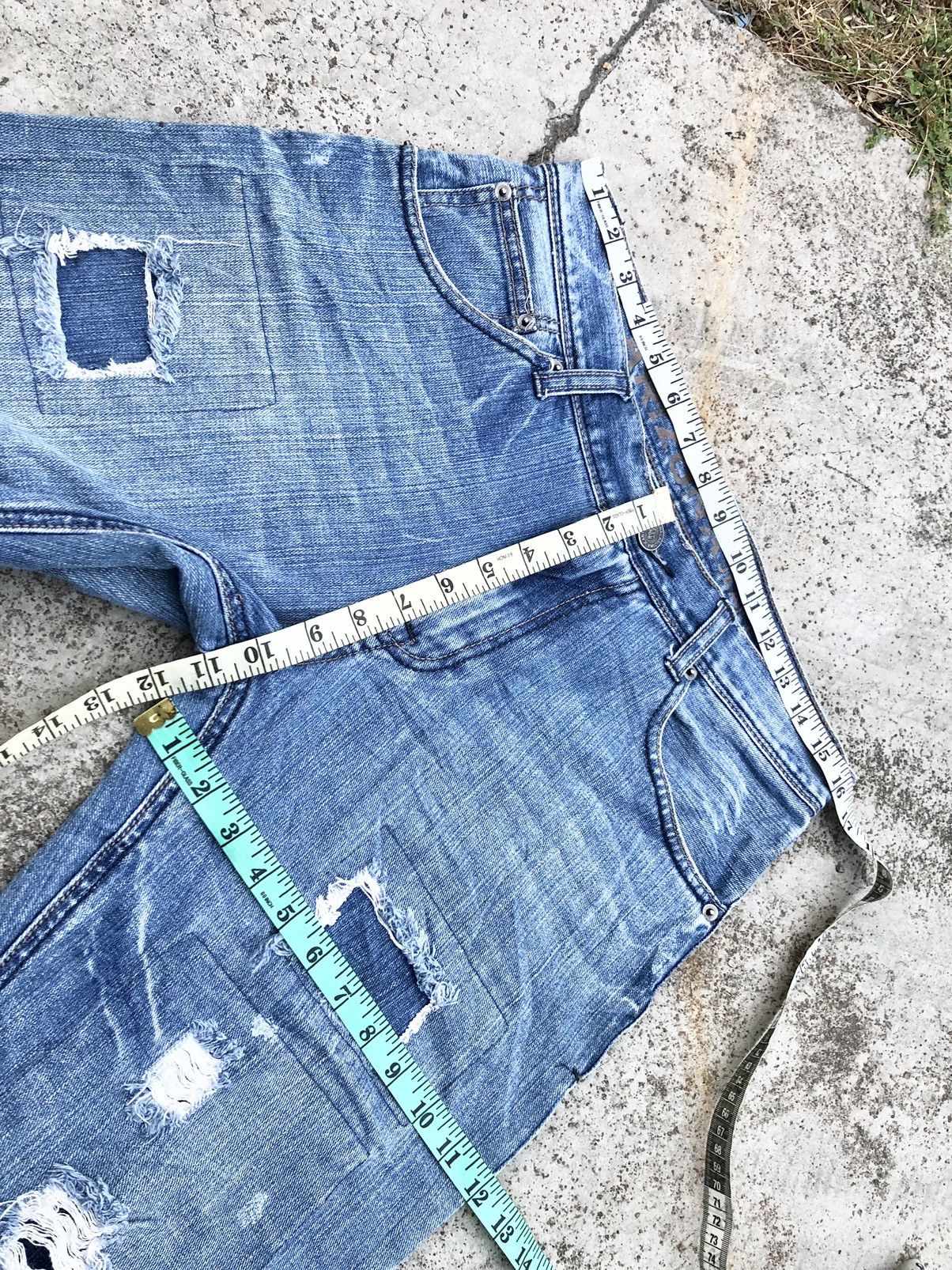 Arizona Jean Co. PATCHES DISTRESSEDLOOSE STRAIGHT DENIM Size US 32 / EU 48 - 7 Thumbnail