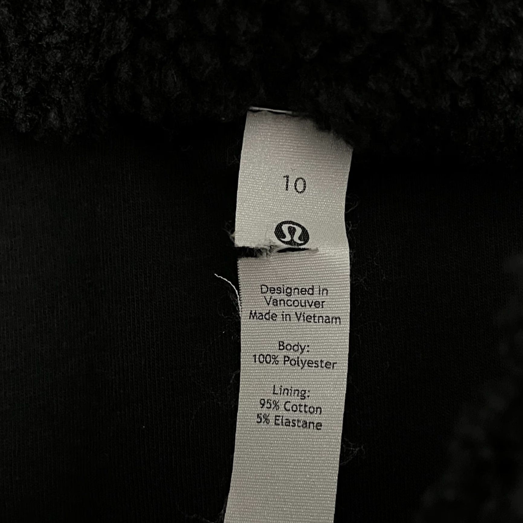 Lululemon Lululemon Warmth Restore Sweater Womens Size 10 Black Soft Heavy Fleece Pullover Size L / US 10 / IT 46 - 7 Thumbnail
