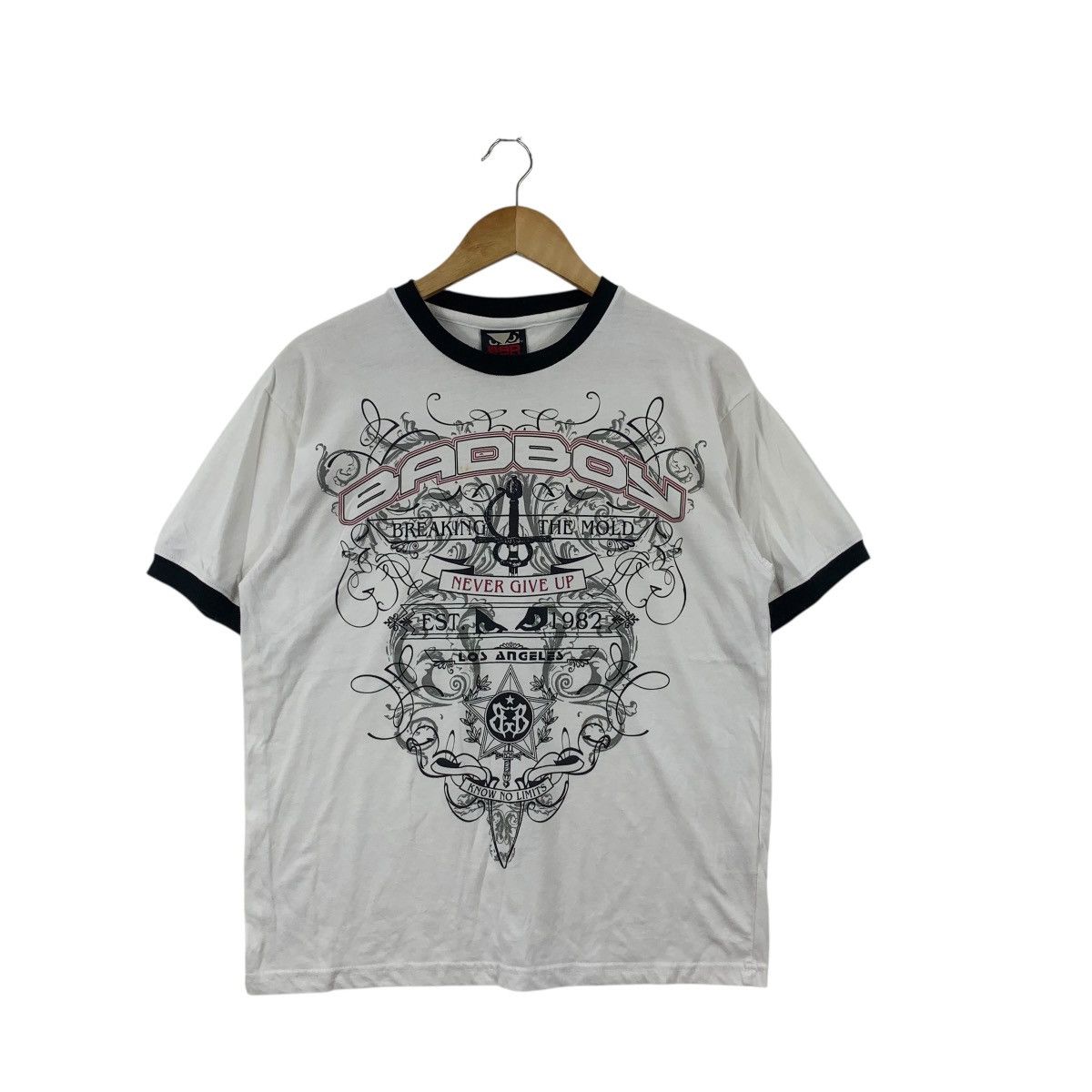 Vintage Vintage BAD BOY Y2K Skateboard Los Angeles Tee Shirt Top Size US L / EU 52-54 / 3 - 4 Thumbnail