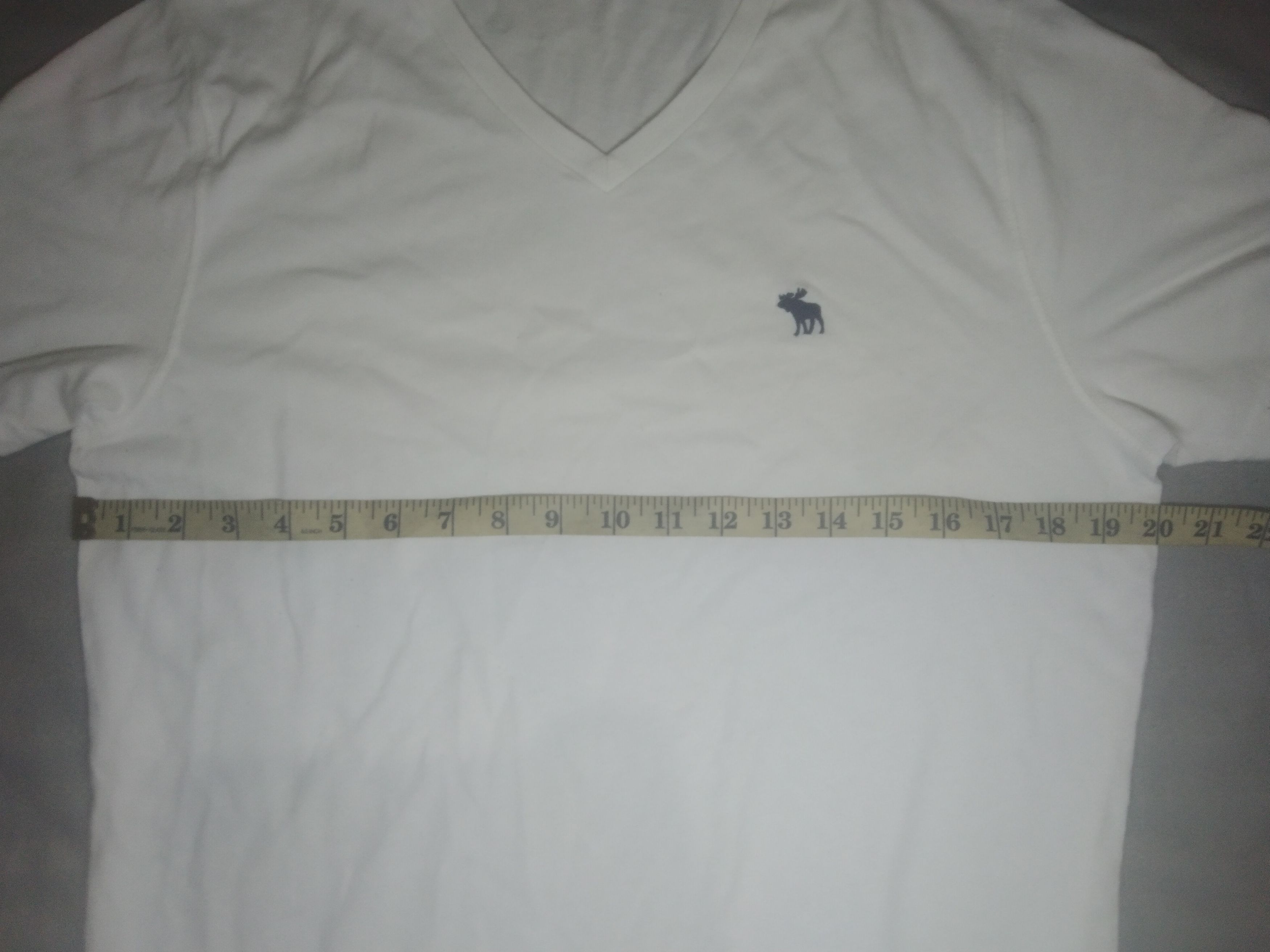 Abercrombie & Fitch Abercrombie and Fitch V neck white t-shirt Size US M / EU 48-50 / 2 - 7 Thumbnail