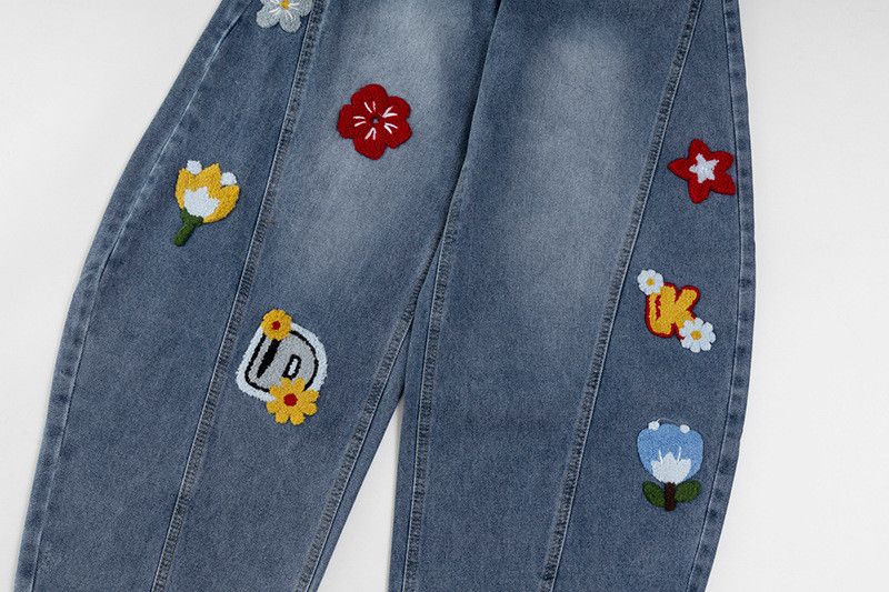Jean American Vintage Floral-Embroidered Washed Denim Jeans Size US 32 / EU 48 - 3 Thumbnail