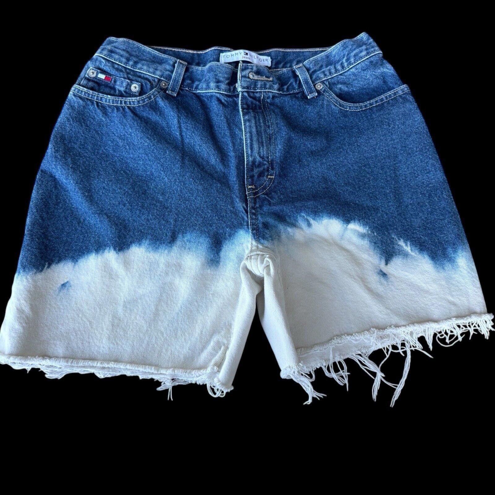 Tommy Hilfiger Vintage Tommy Hilfiger Dip Dyed Denim Shorts Sz 6 Size 28" / US 6 / IT 42 - 1 Thumbnail