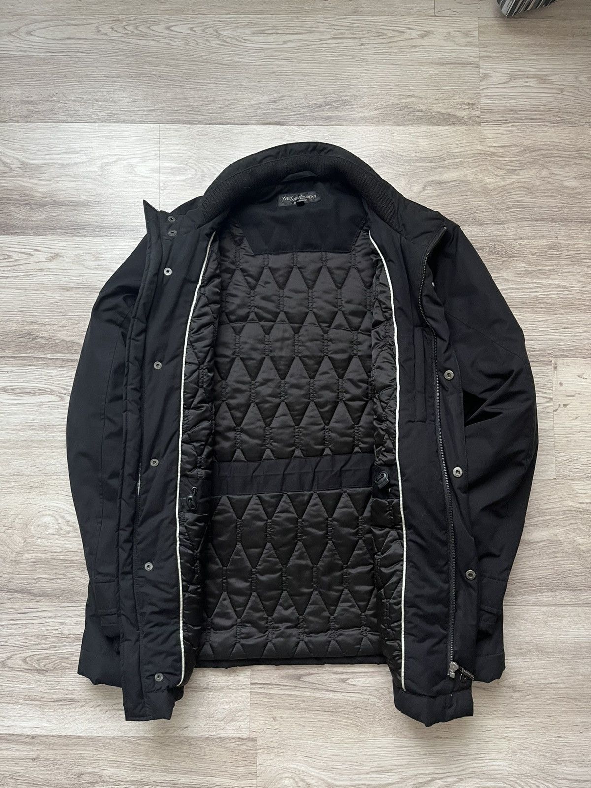 Yves Saint Laurent YSL Yves Saint Laurent Vintage Padded Jacket Size L Size US L / EU 52-54 / 3 - 3 Thumbnail