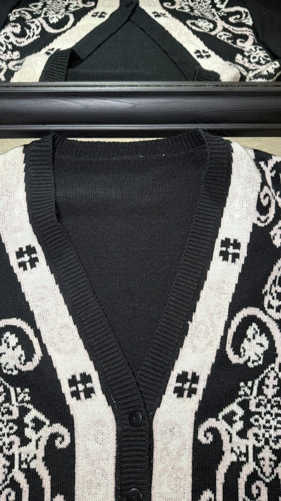 Other Vintage 1990s Gothic / Grunge Pink White Black Cardigan Size L / US 10 / IT 46 - 4 Thumbnail