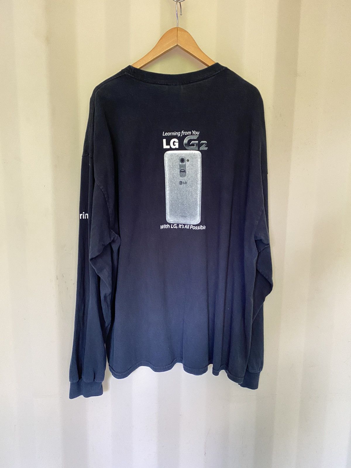 Designer × Vintage LG mobile phone long sleeve tee Size US XXL / EU 58 / 5 - 2 Thumbnail