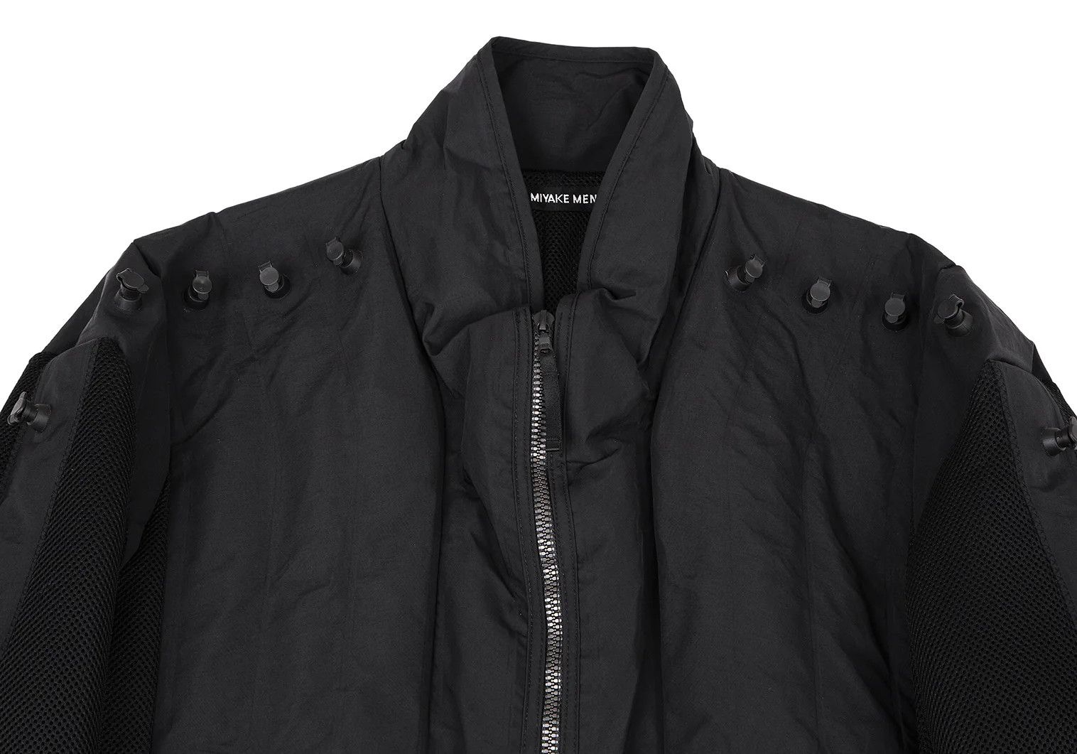 Issey Miyake Air Valve Mesh Design Bonding Jacket in Black 2 Size US M / EU 48-50 / 2 - 2 Thumbnail