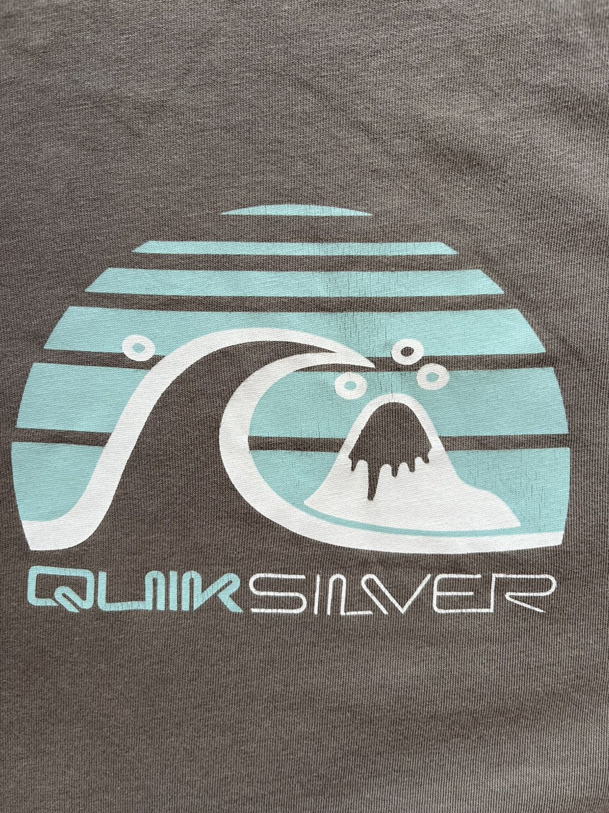 Quiksilver Vintage Quiksilver Streetwear Big Logo Tee Surf Size US M / EU 48-50 / 2 - 4 Thumbnail