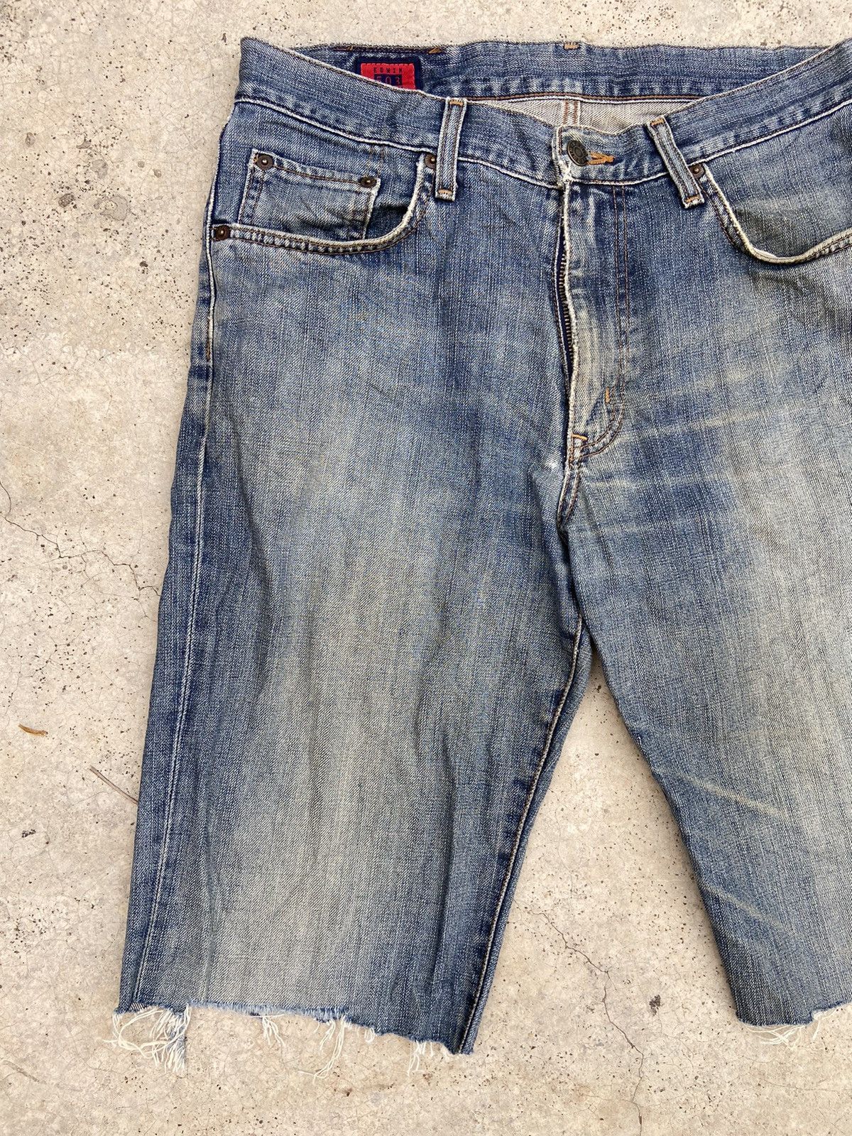 Beauty Beast Vintage Edwin Short jeans distressed if six was nine Size US 32 / EU 48 - 3 Thumbnail