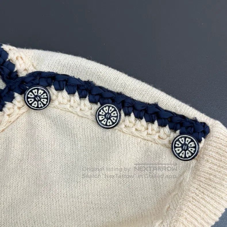 Chanel Chanel Beige shoulder button wool dress Size XS / US 0-2 / IT 36-38 - 7 Thumbnail