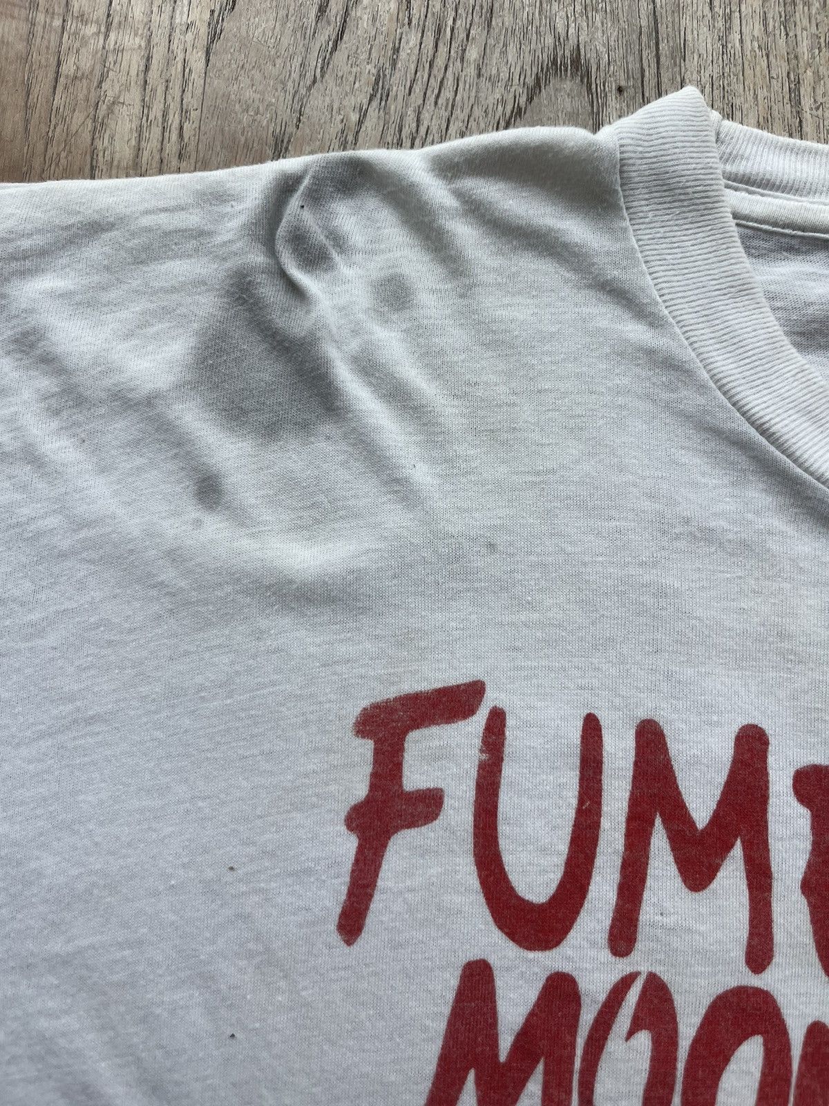 Vintage Vintage Fume Pas La Moquette… Ca Rend Malade !! 90’s T-shirt Size US XL / EU 56 / 4 - 9 Thumbnail