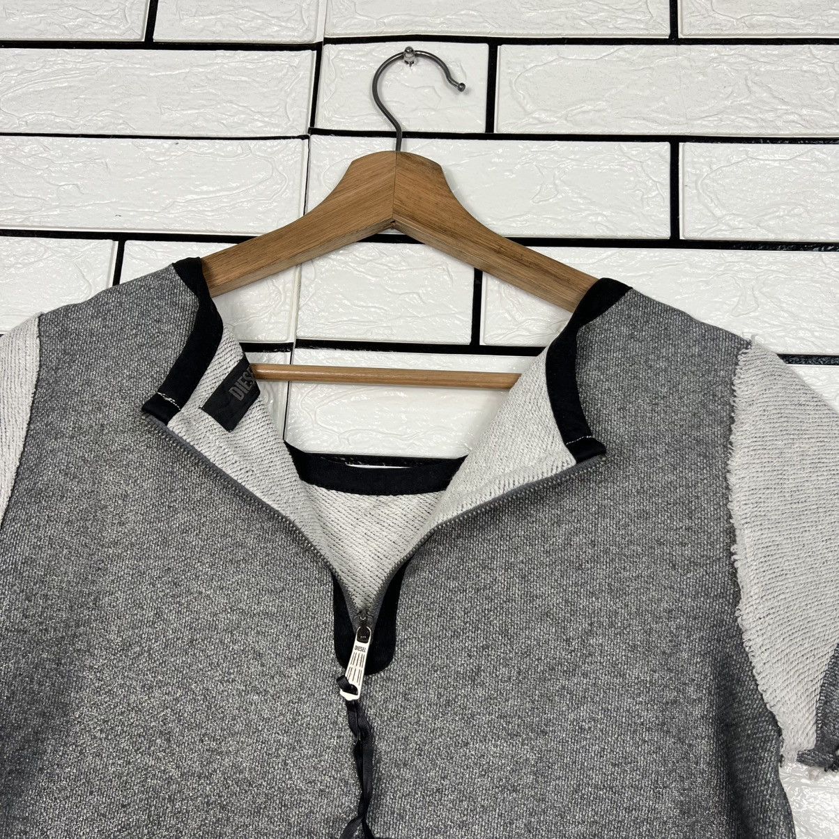 Diesel DIESEL Women Short Sleeve Tees Half Zip on Back #4166-C191 Size S / US 4 / IT 40 - 17 Thumbnail