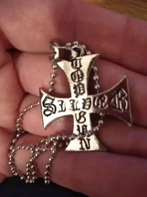 Other Iron Cross Pendant Chain Necklace Size ONE SIZE - 4 Thumbnail