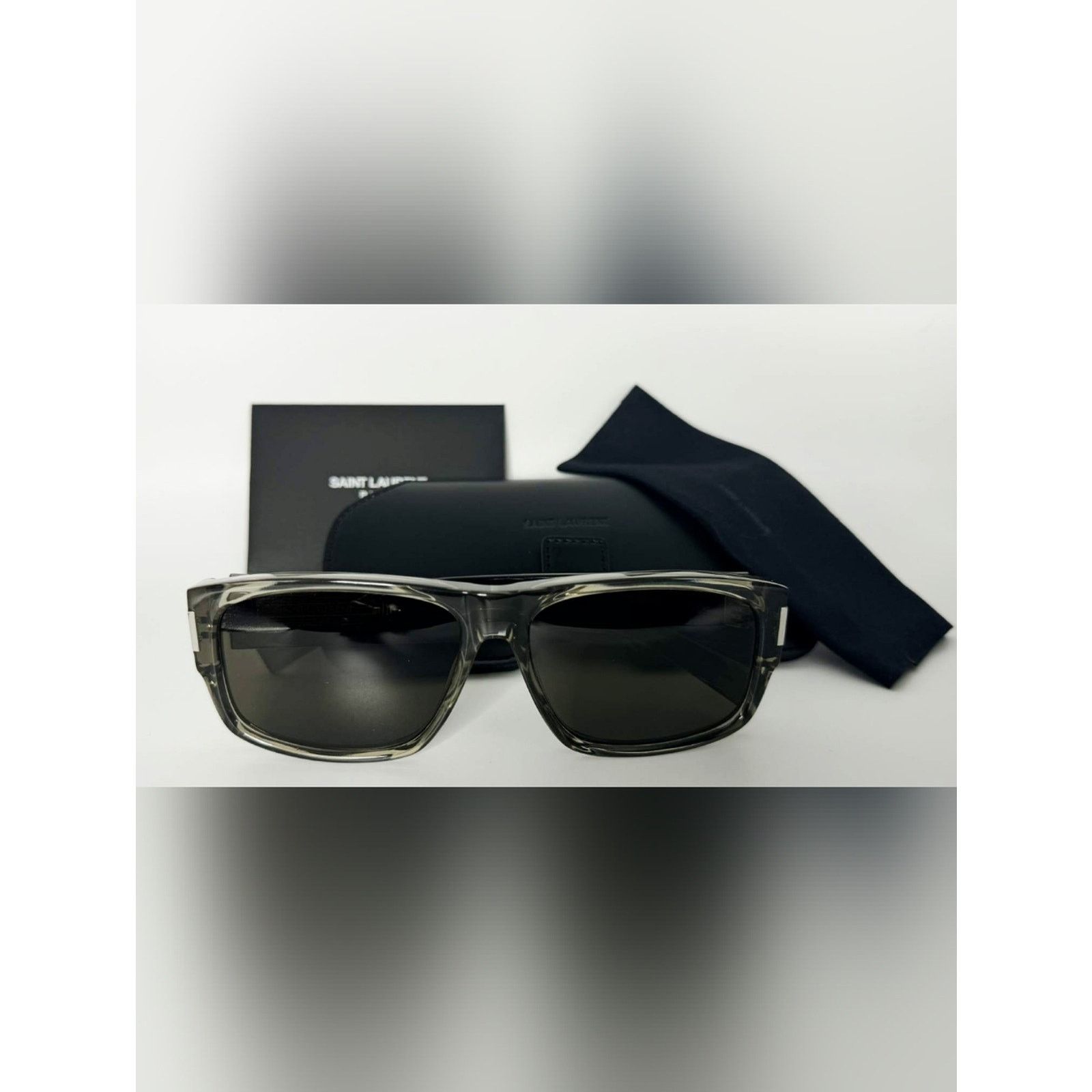 Saint Laurent Paris 😎 AUTHENTIC Saint Laurent SL 689 Square Sunglasses – Grey Size ONE SIZE - 5 Thumbnail
