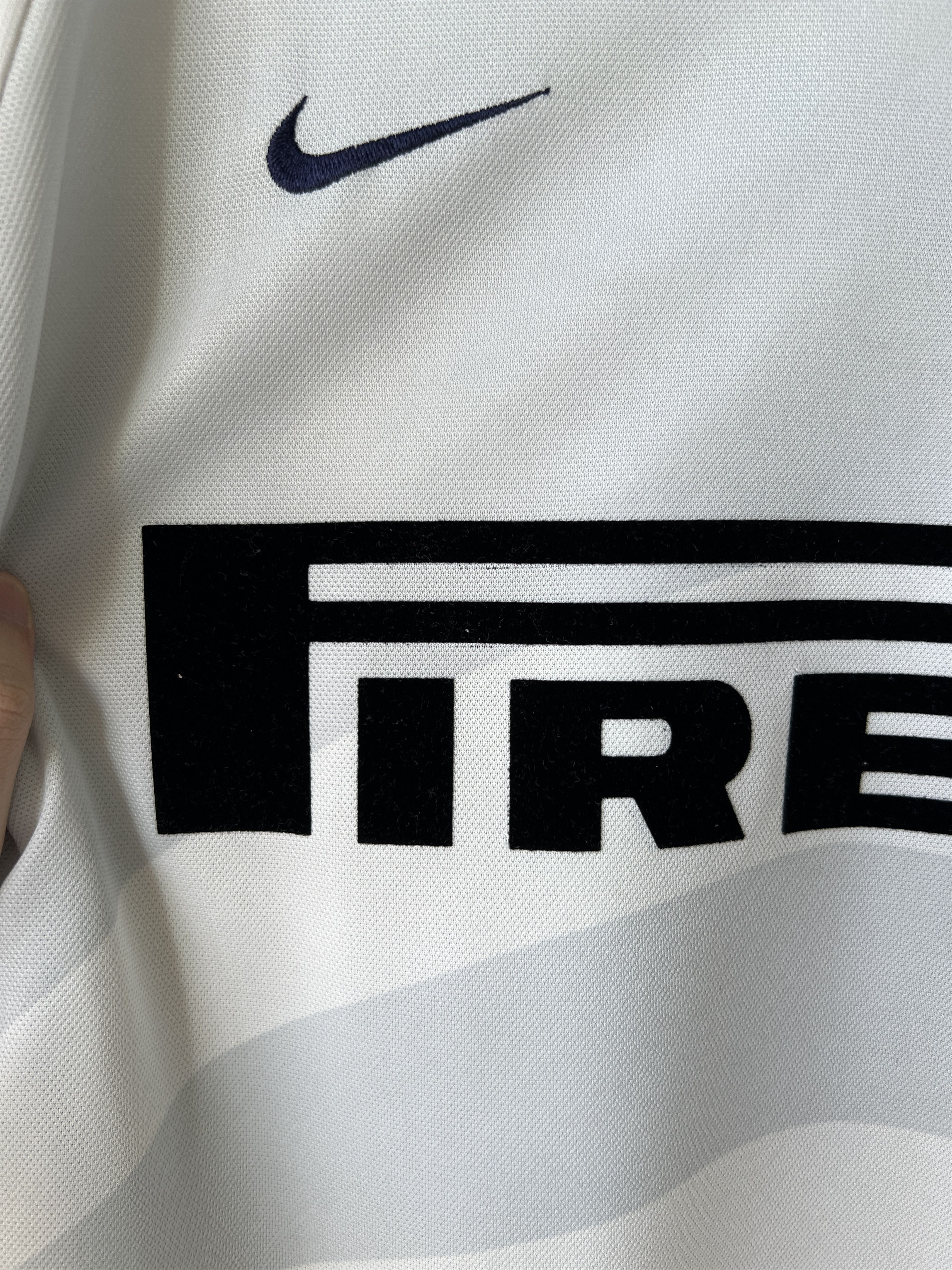 Nike (M) Inter Milan 2001-02 Away Kit Ronaldo #9 Size US M / EU 48-50 / 2 - 8 Thumbnail