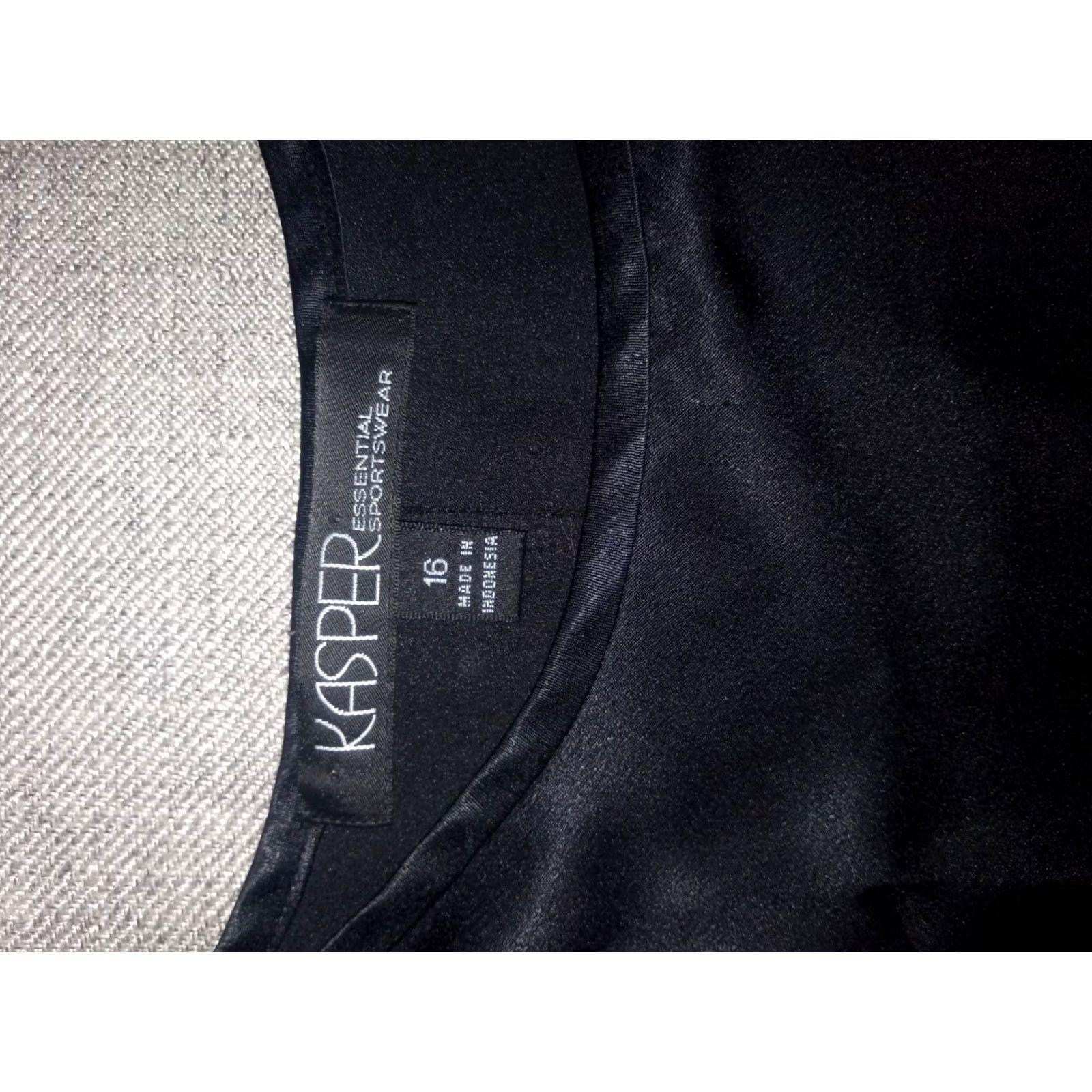 Kasper KASPER Women's Tank Top Sequin Solid Black 100% Polyester Lightweight Sleeveless Crew Neck Regular Size S Size S / US 4 / IT 40 - 4 Thumbnail