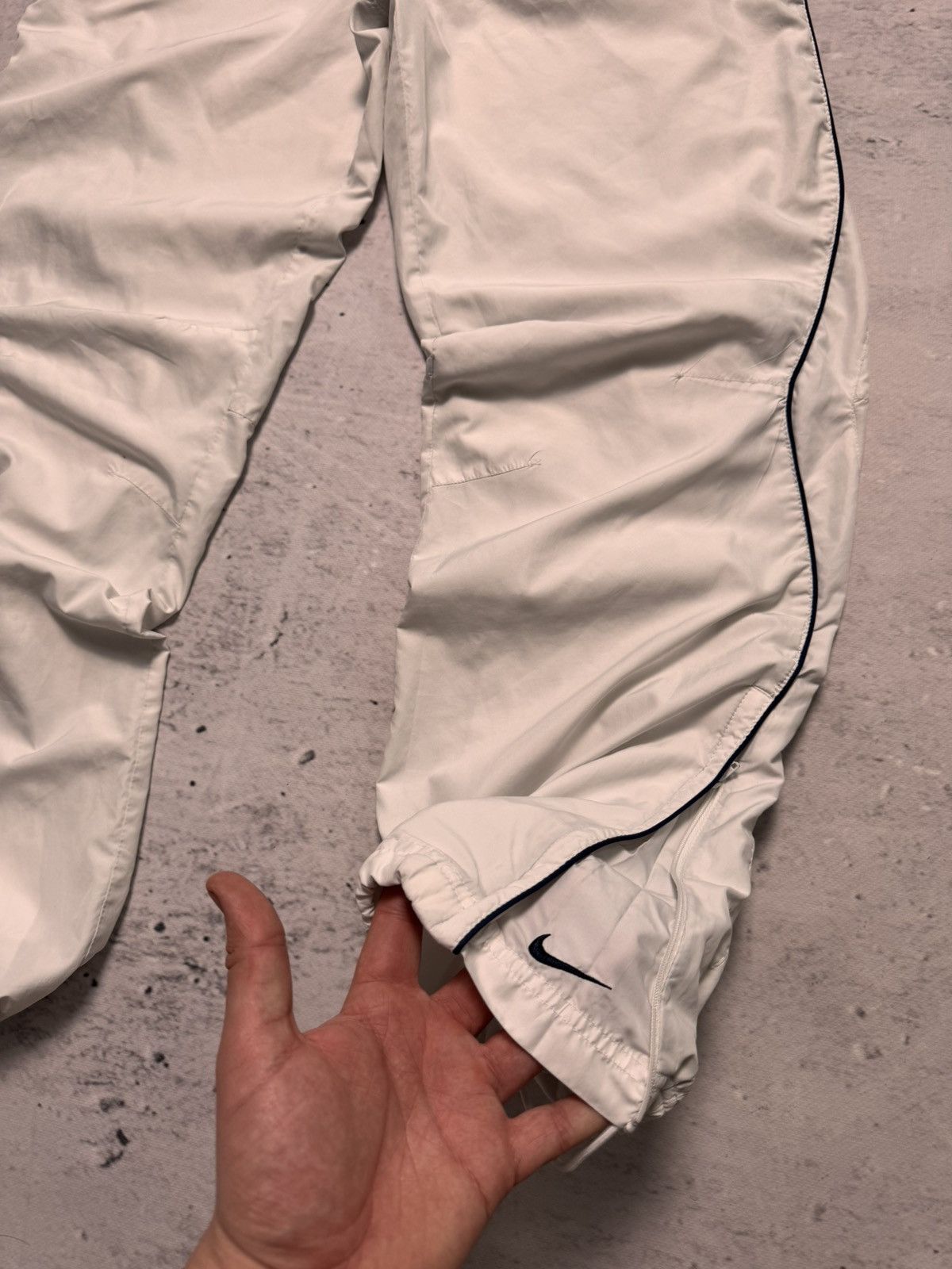 Nike × Vintage NIKE VINTAGE BASIC LOGO OVERSIZE BAGGY PANTS Size US 32 / EU 48 - 2 Thumbnail