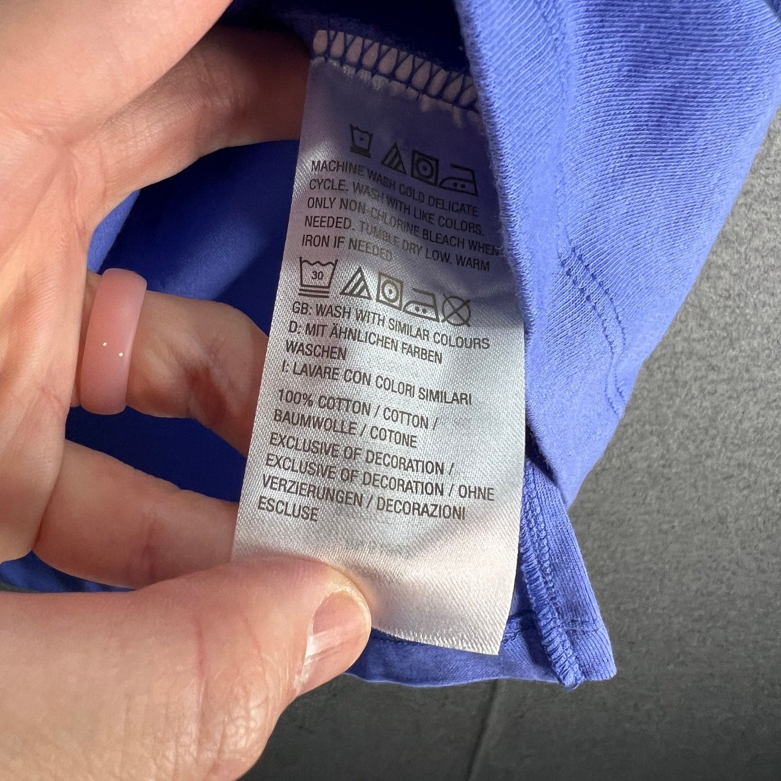 Isaac Mizrahi Isaac Mizrahi LIVE! Essentials V-Neck Elos Sleeve Size L / US 10 / IT 46 - 9 Thumbnail