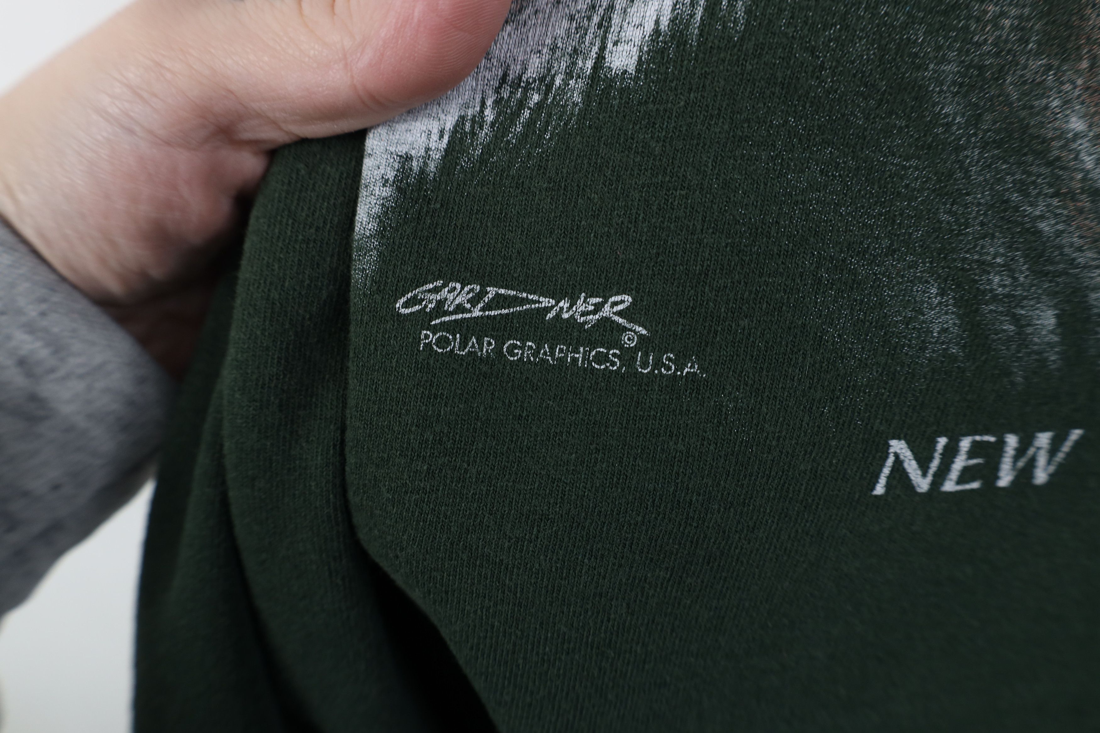 Vintage Vintage 90s Streetwear Nature Wolf Pack T-Shirt Green Size US XXL / EU 58 / 5 - 6 Thumbnail