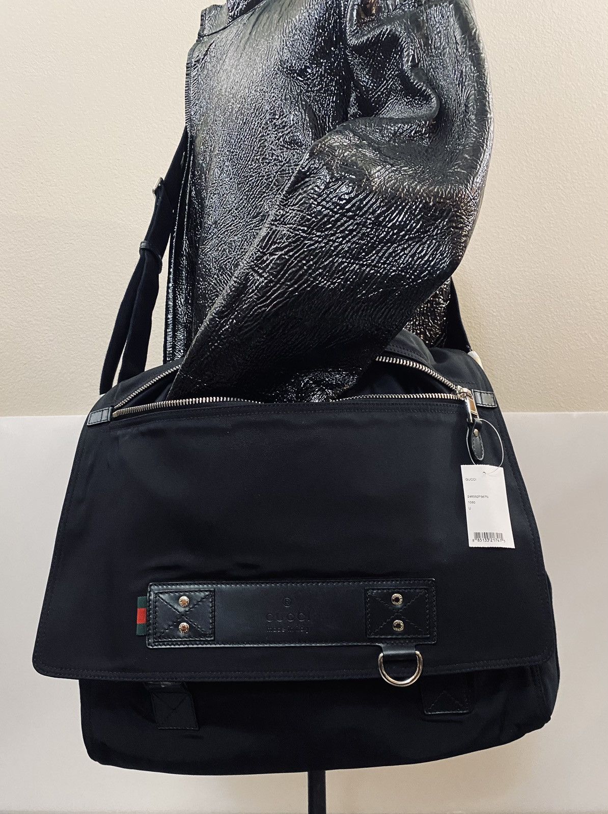 Gucci Gucci 🇮🇹 Nero ballistic nylon messenger bag unisex NEW Size ONE SIZE - 1 Thumbnail
