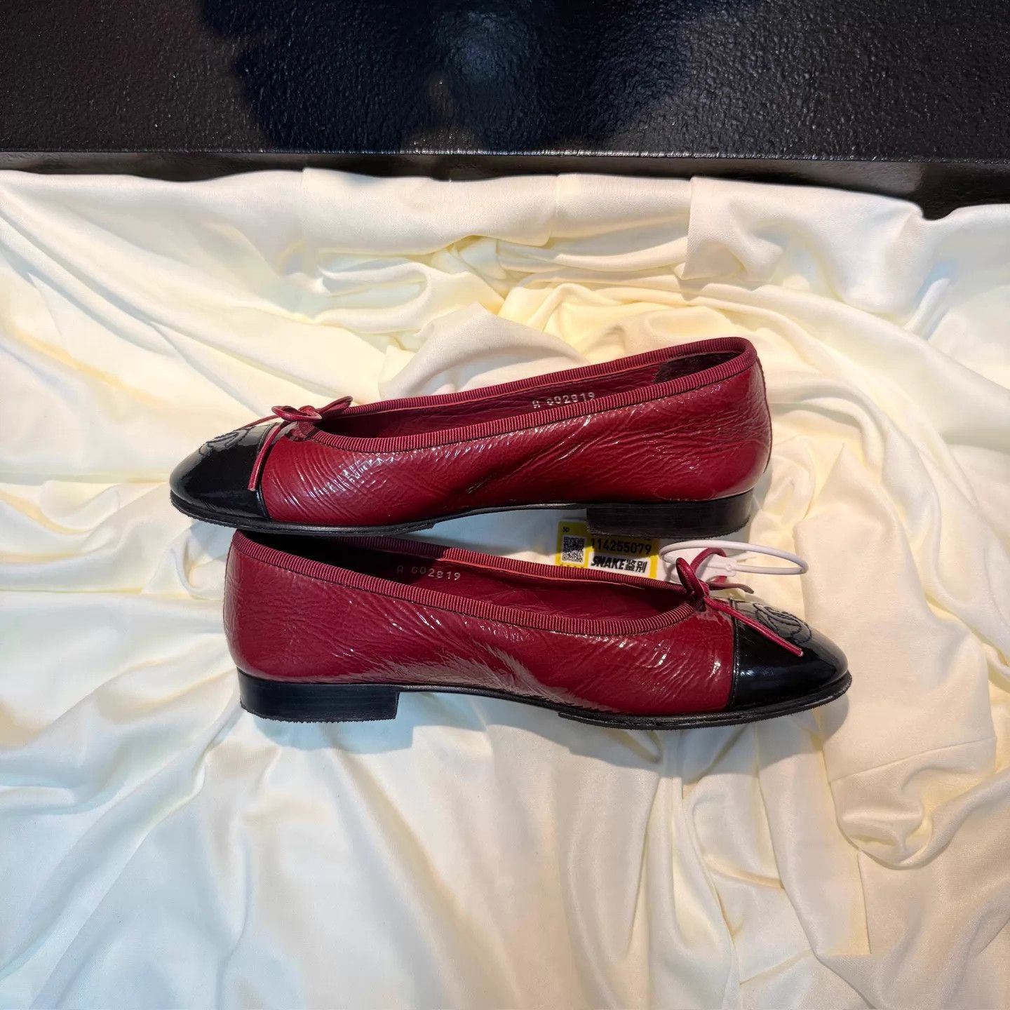 Chanel CHANEL Double C Bow Burgundy Pumps 35 EU 99 New Size US 4.5 / IT 34.5 - 4 Thumbnail