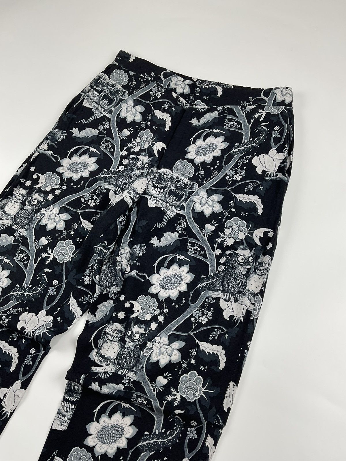 Louis Vuitton Louis Vuitton F/W'13 Chapman Brothers Garden in Hell Pants Size US 30 / EU 46 - 5 Thumbnail